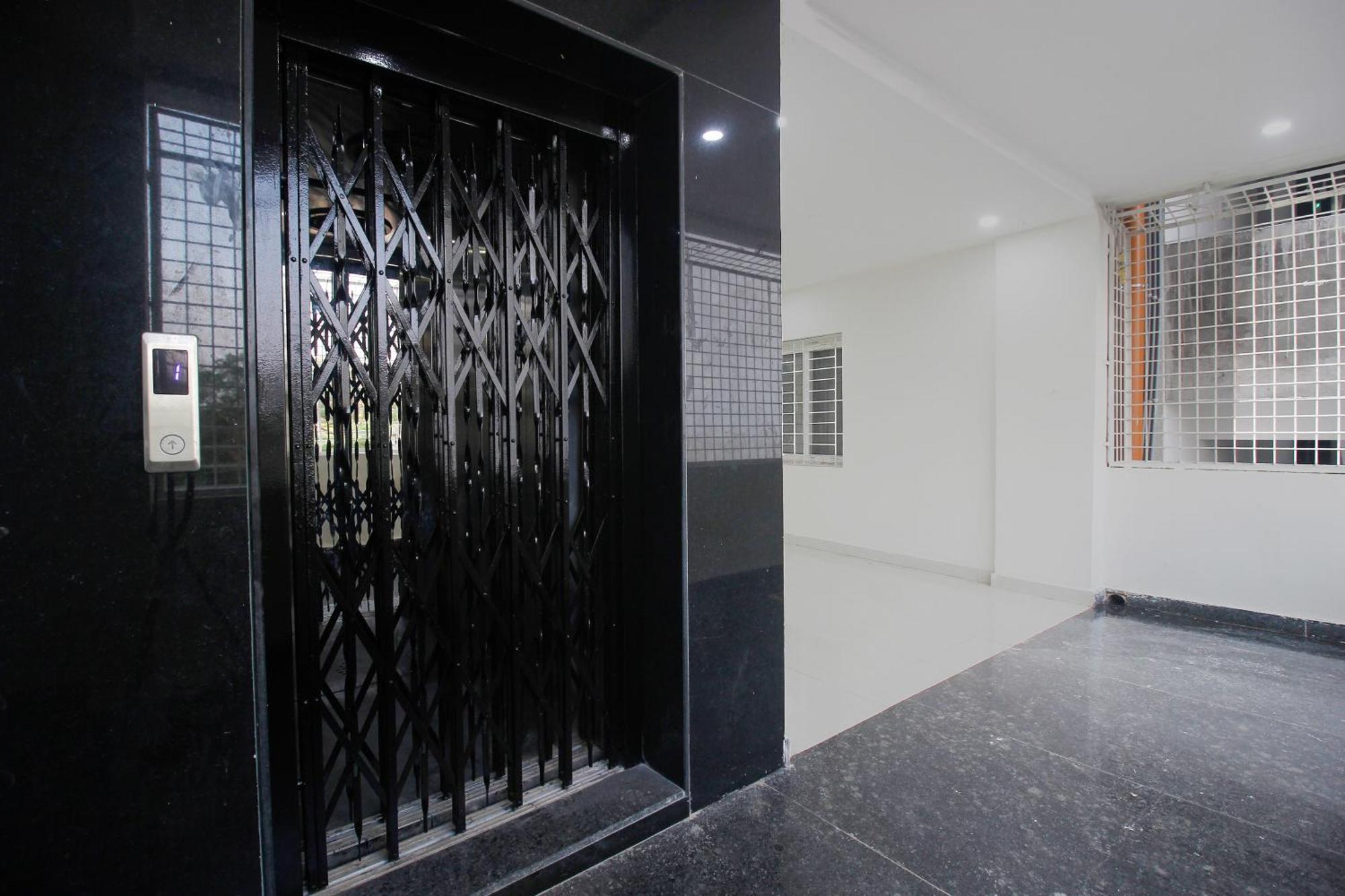 Collection O Stayo Hotel Hyderabad