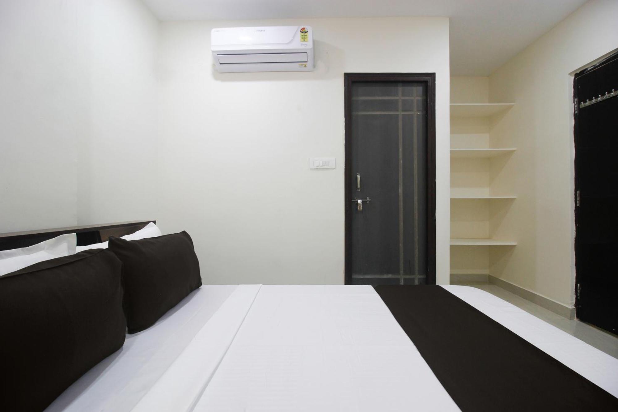 Hotel Collection O Stayo 4*