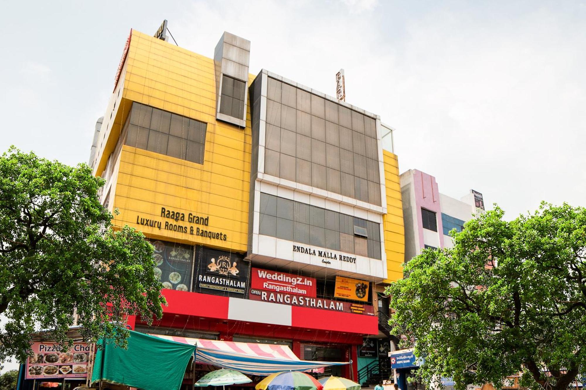 Hotel Super Capital O Raaga Grand 3*