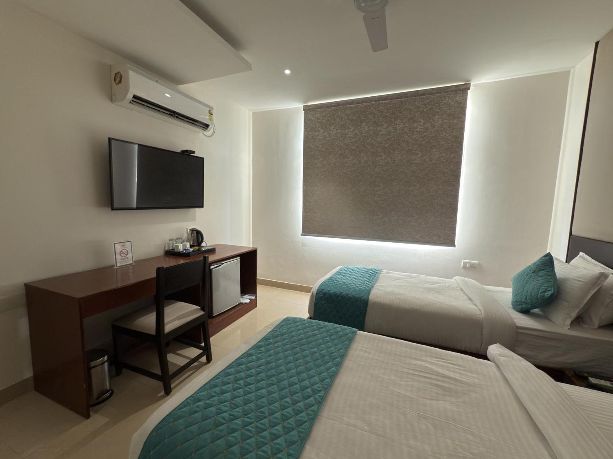 Hotel Maritan - Hitech City, 3*