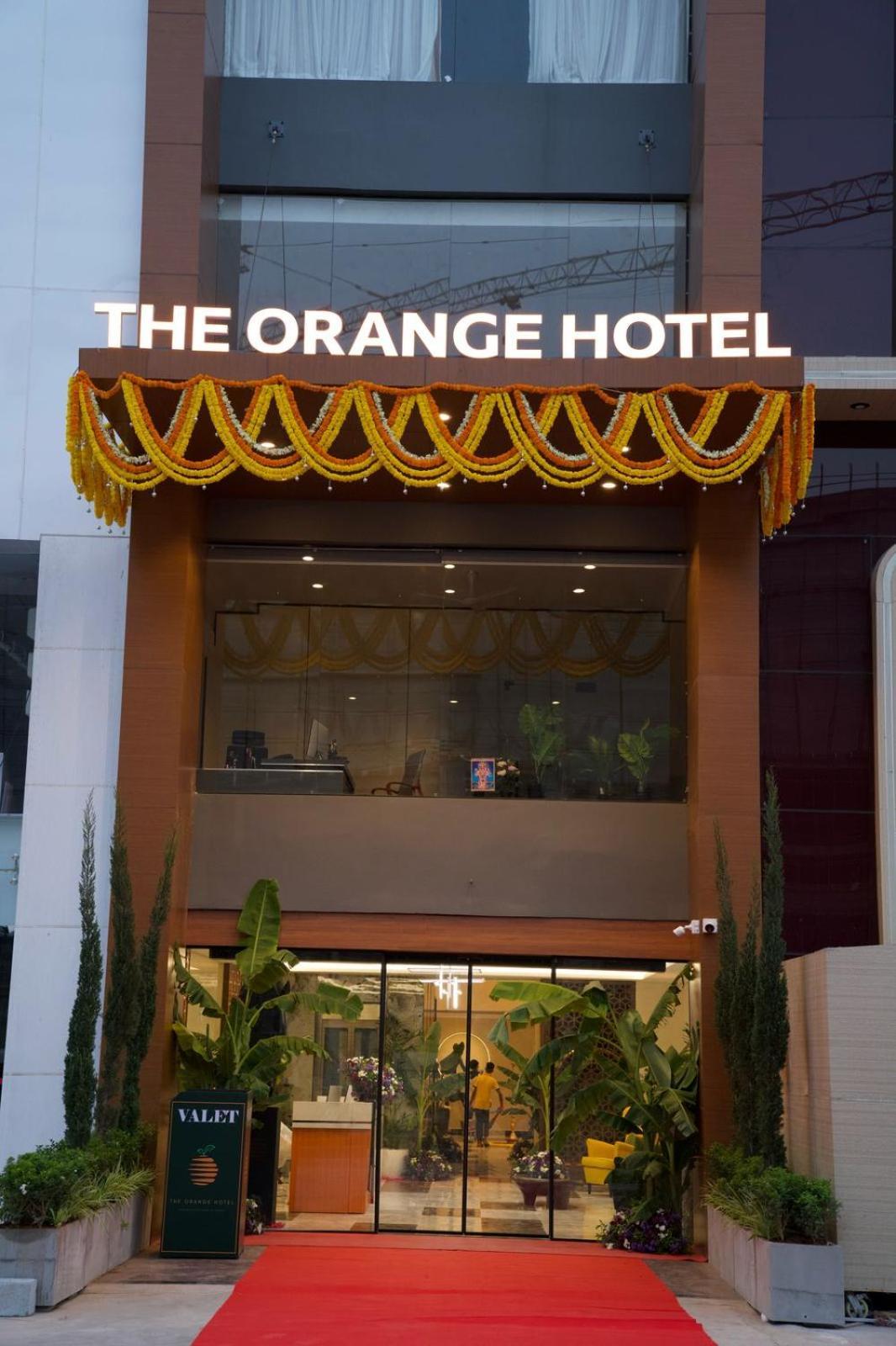 Hotel The Orange - Narsingi,