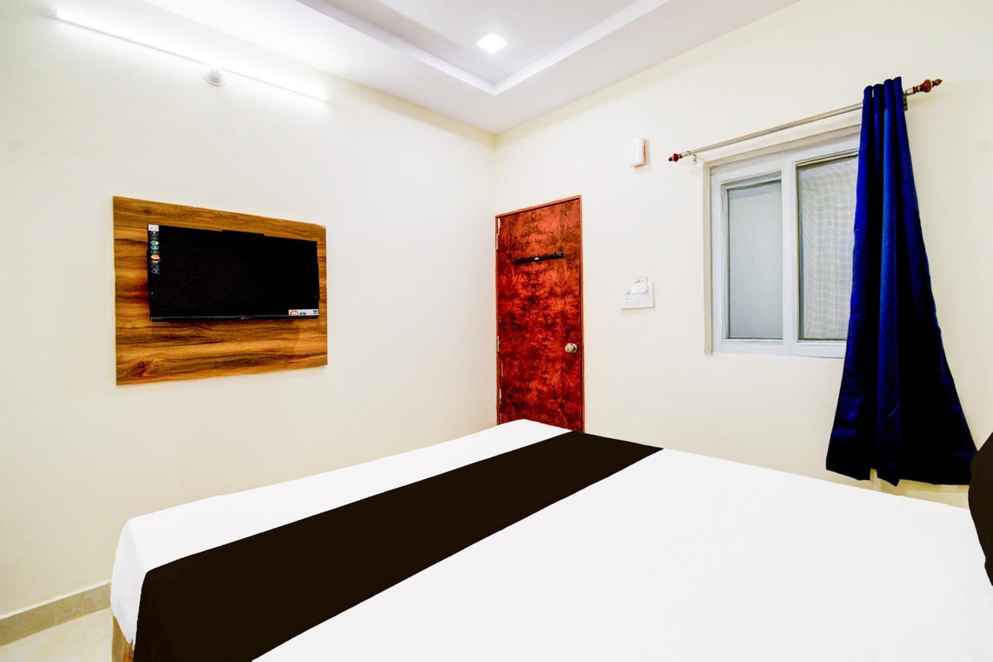 Hotel O R Square *