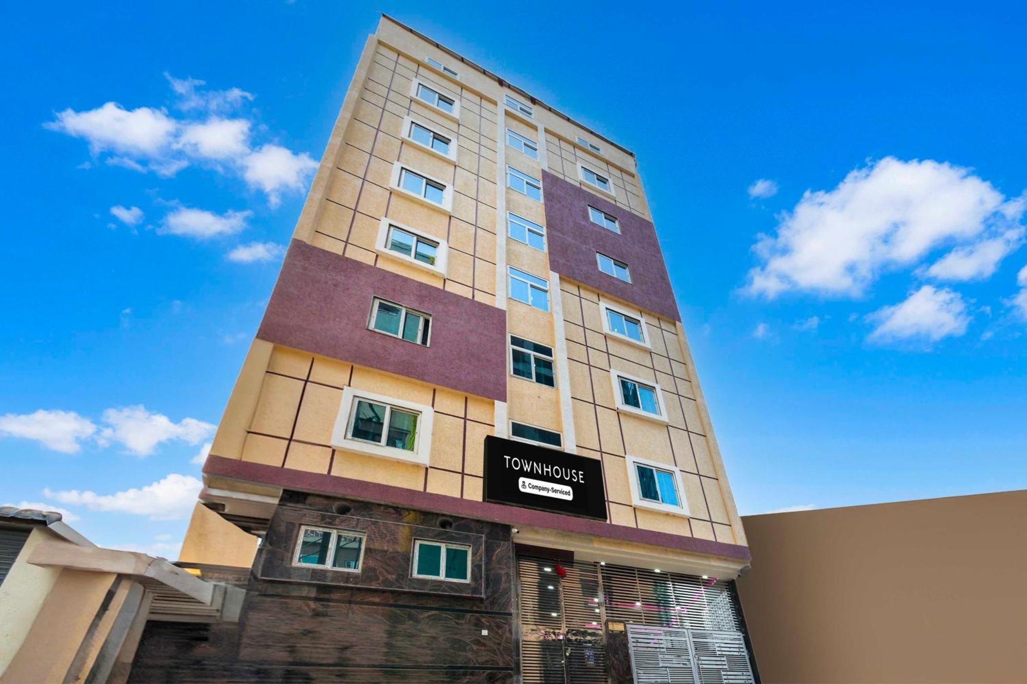 Super Townhouse Kokapet Near Gar Hotel 4*