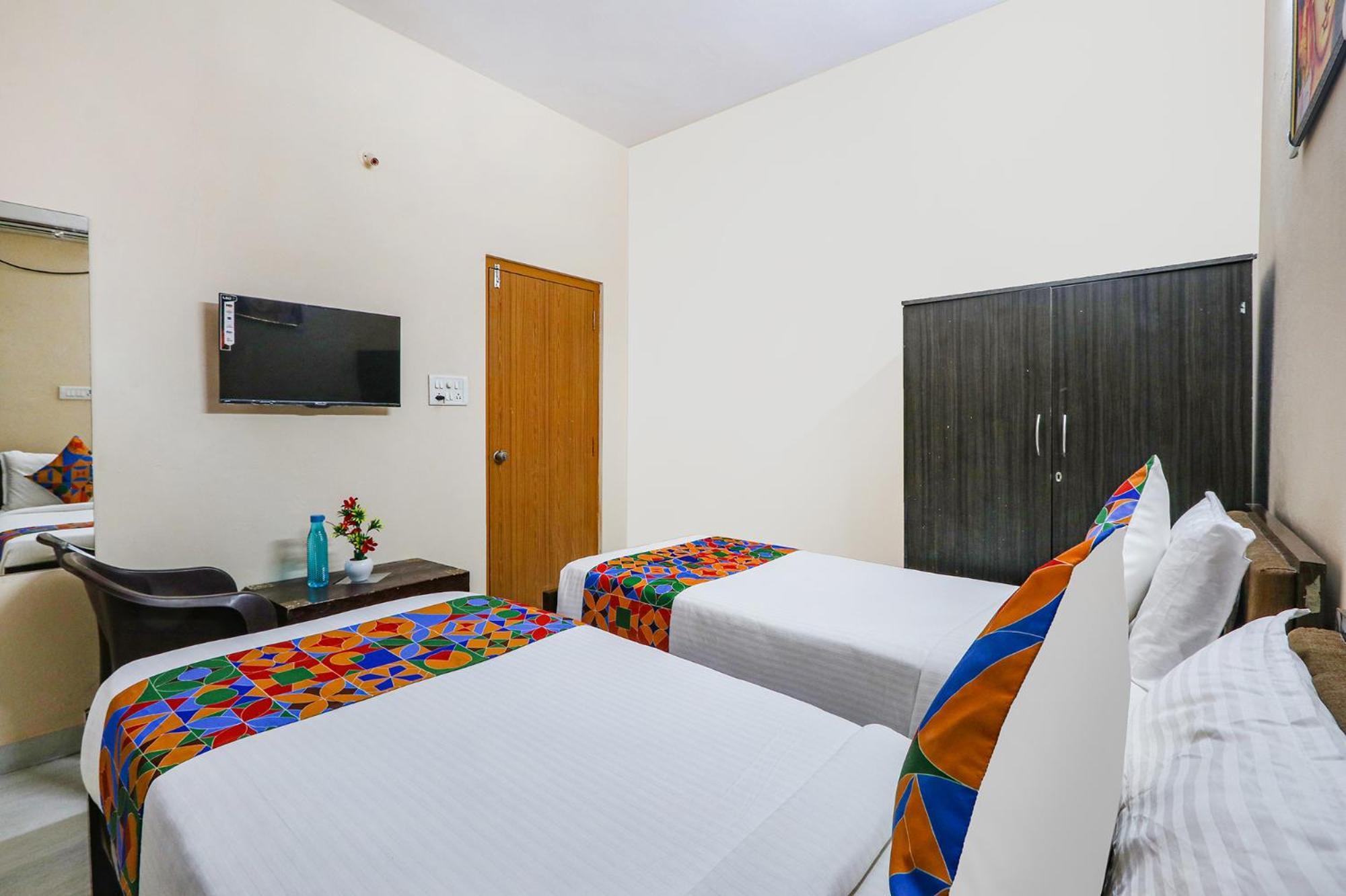 Hotel Fabhotel Prestige Castle 3*