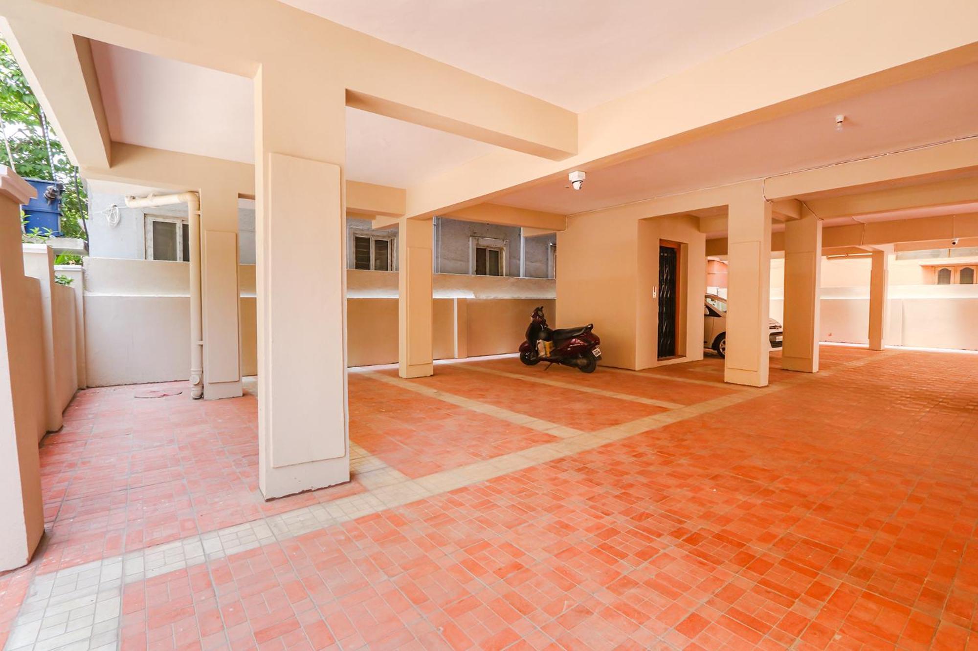 Hotel Fabhotel Prestige Castle Hyderabad