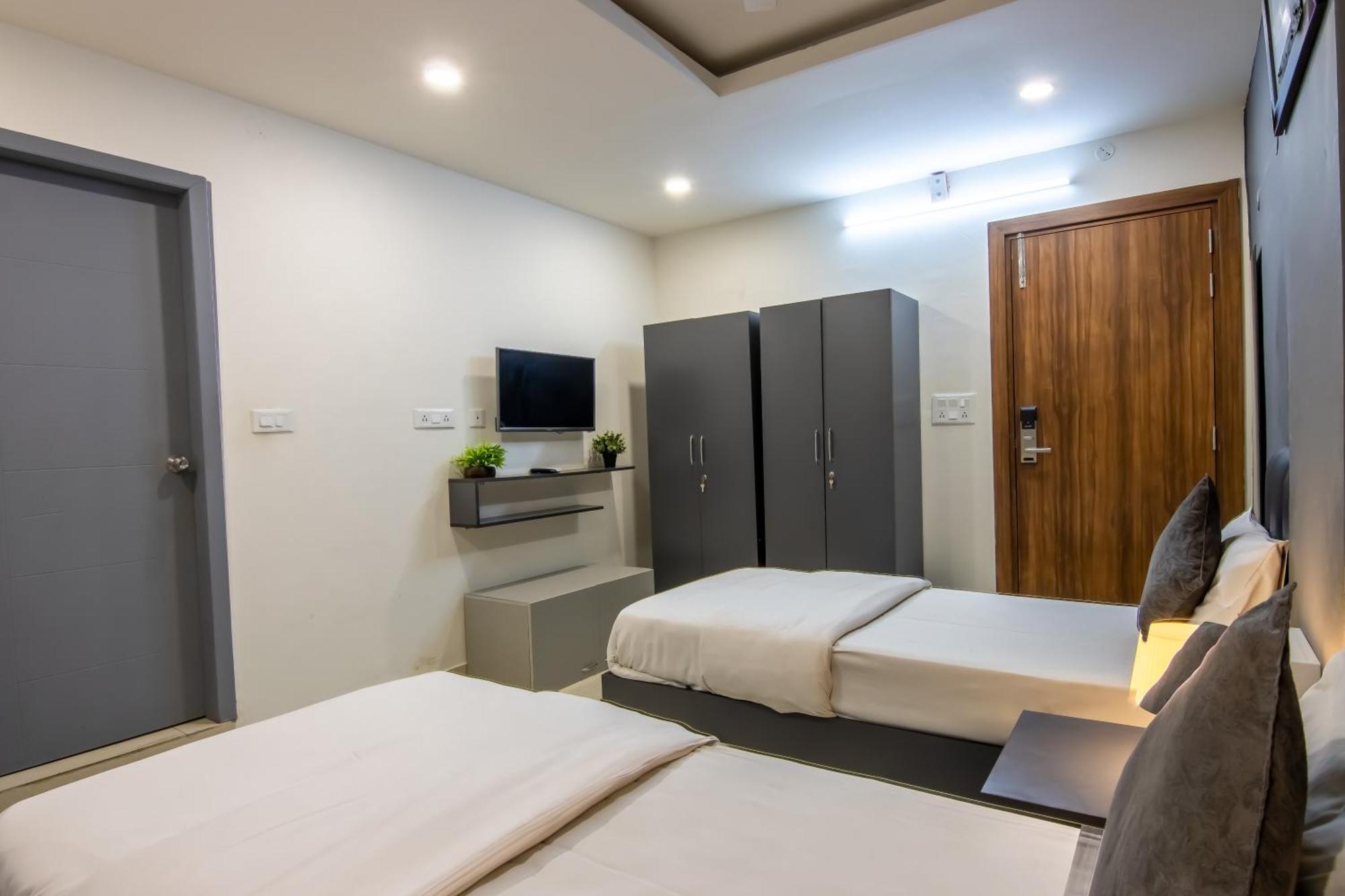 Housr 84 Kondapur Near Botanical Garden Hyderabad