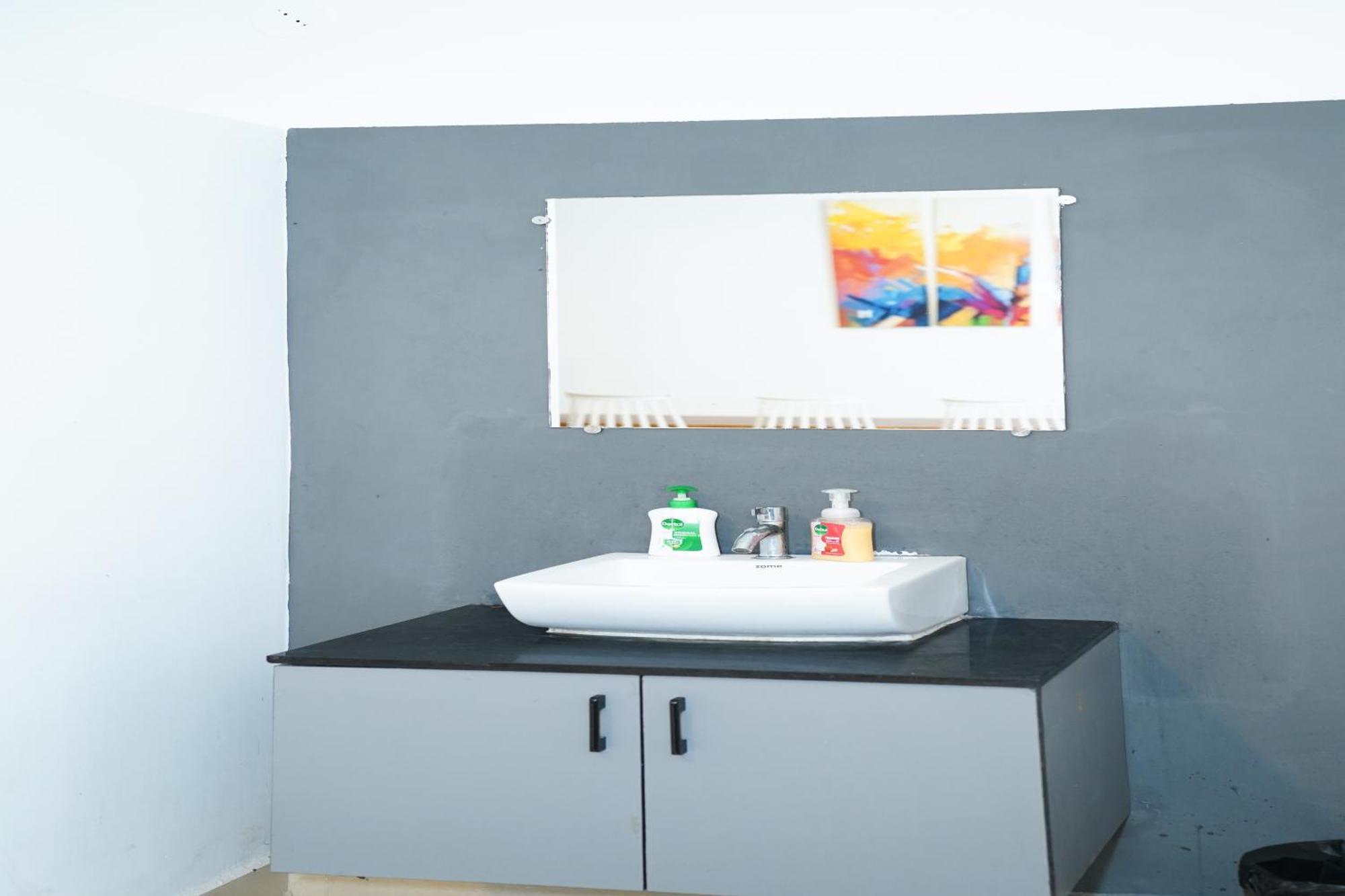 Hotel Housr 78 Madhapur Hitech Near Yashoda Hospital Hyderabad