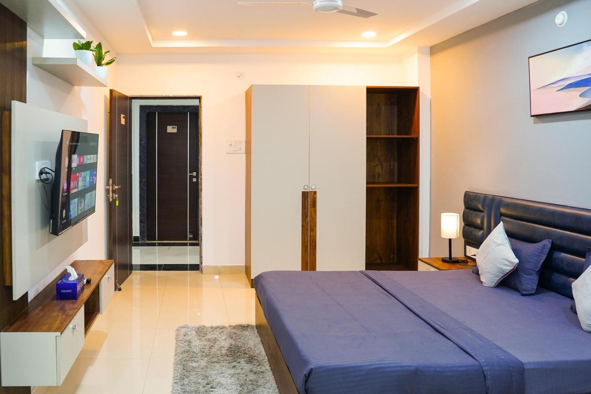 Hotel Housr 78 Madhapur Hitech Near Yashoda Hospital