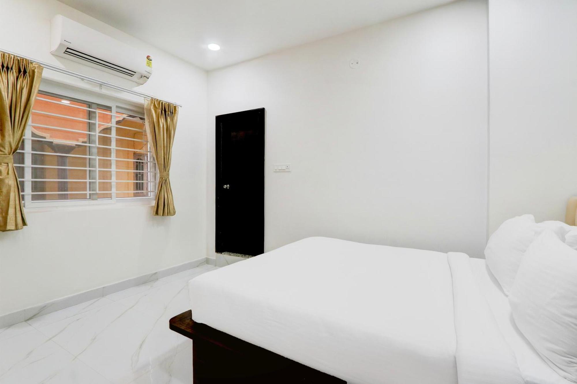 Hotel Palette Chanda Nagar Near Gsm Mall Hyderabad