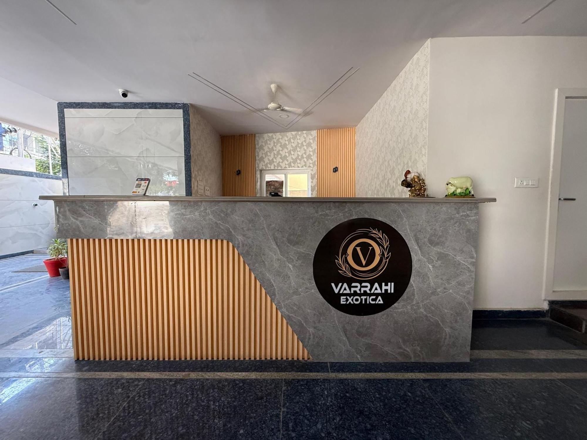 Vaarahi Chanda Nagar, Near Hitech 3*