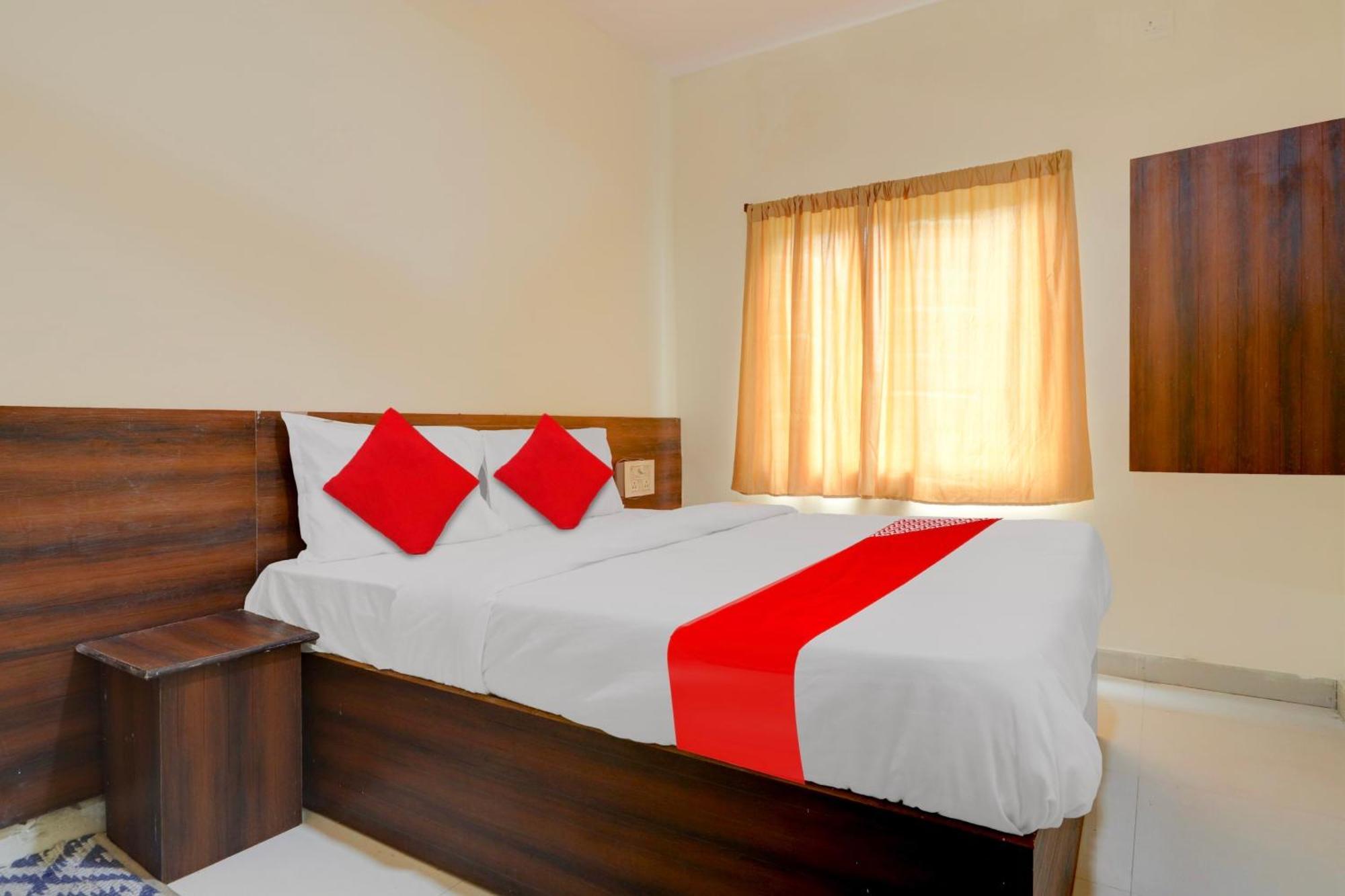 O Shazeb International 3*
