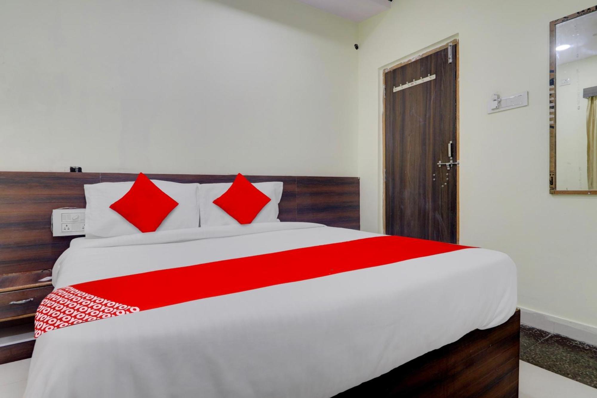 Hotel O Shazeb International
