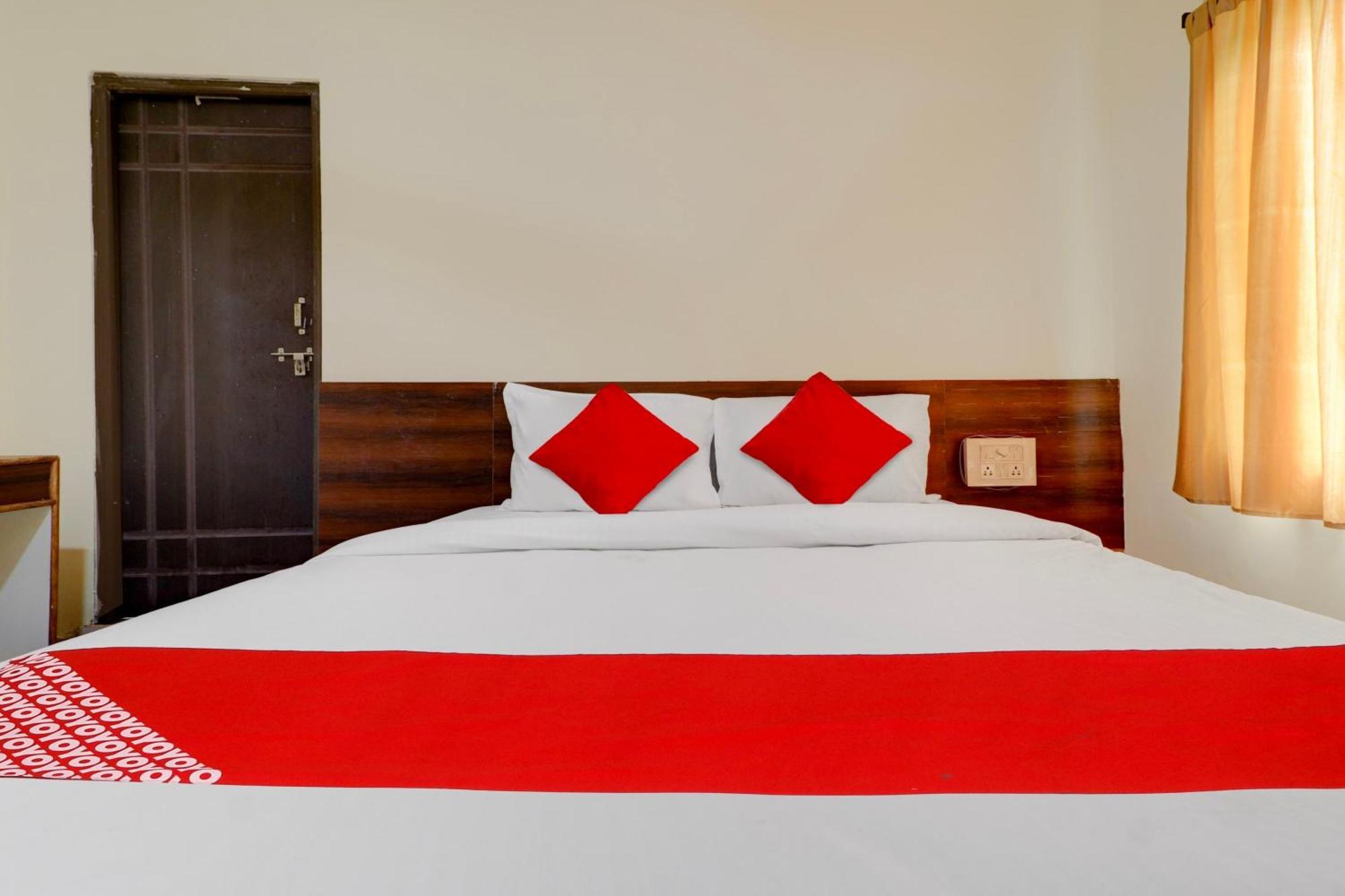 O Shazeb International 3*
