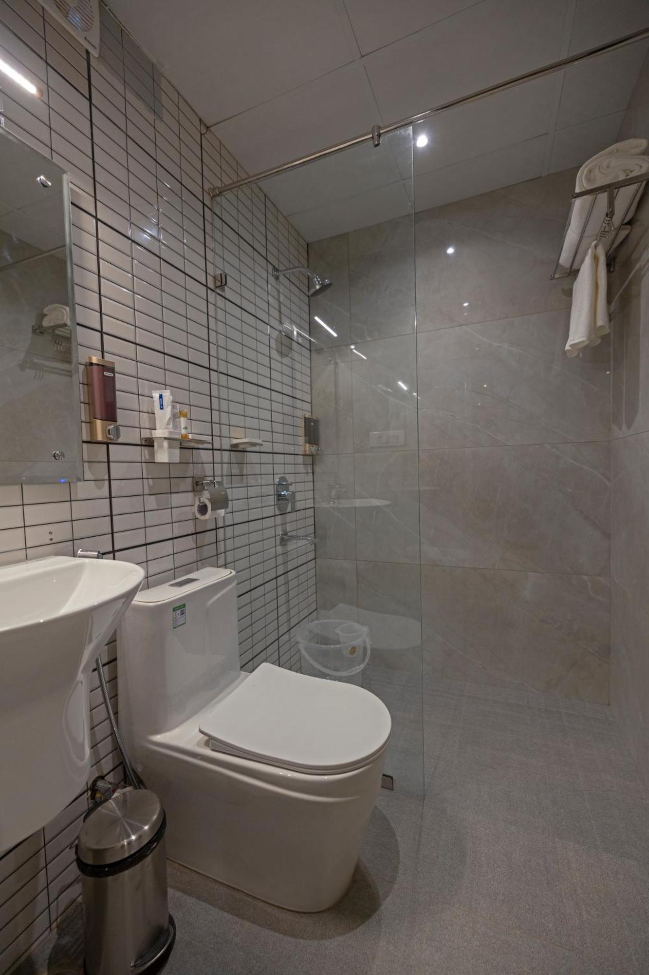 Grand Continent Hitech Hotel 3*