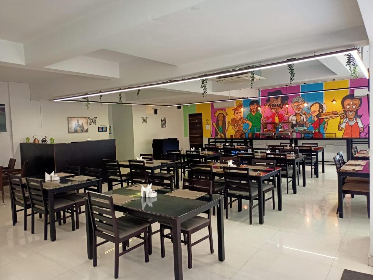 Aparthotel Grand Continent Apart Hotel- Hitec City Hyderabad