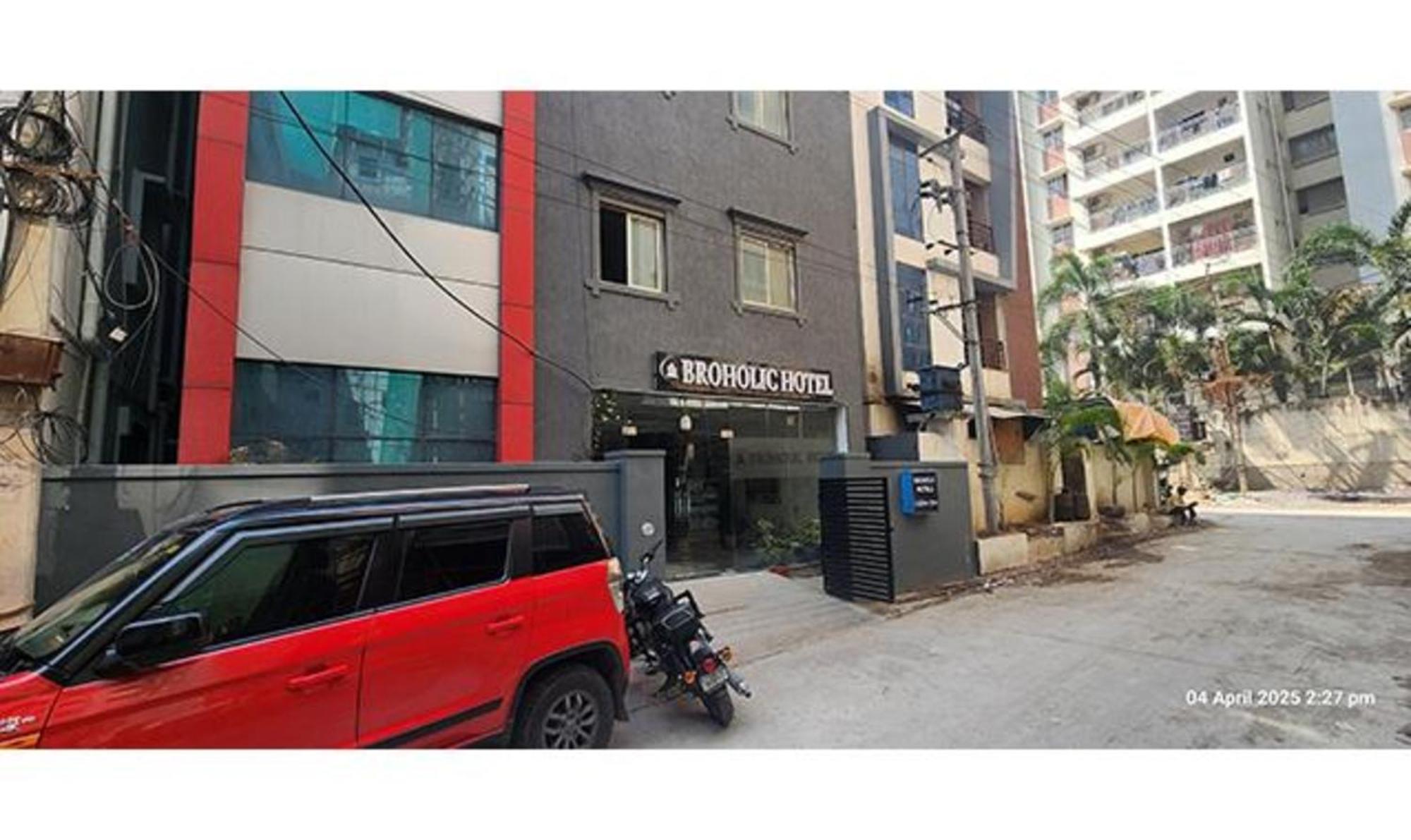 Hotel Fabhotel Aig Broholic - 250m From Aig Hospital, Gachibowli