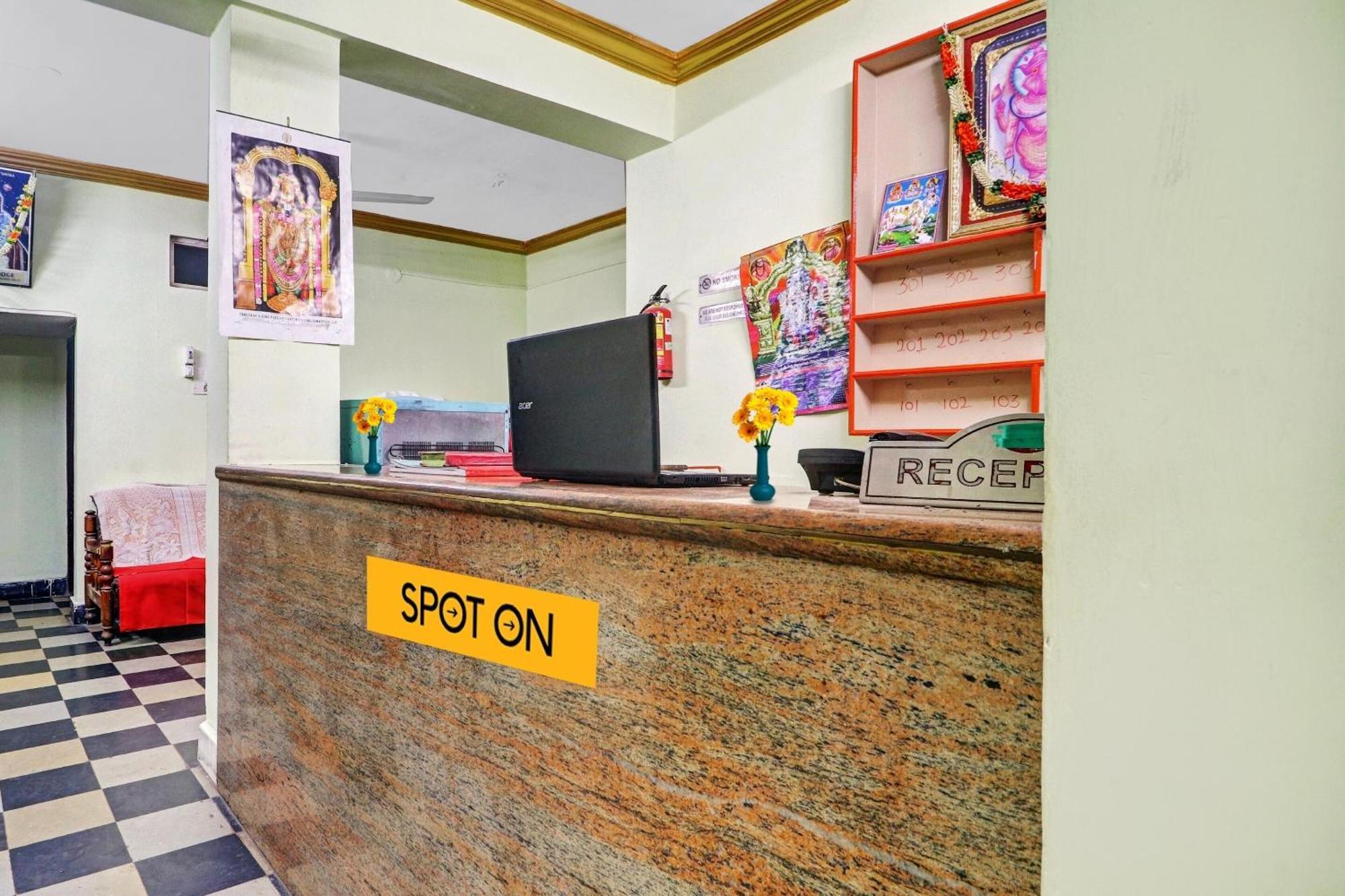 Spot On Sri Sai Lohith Near Secunderabad Railway Station Hotel Hyderabad
