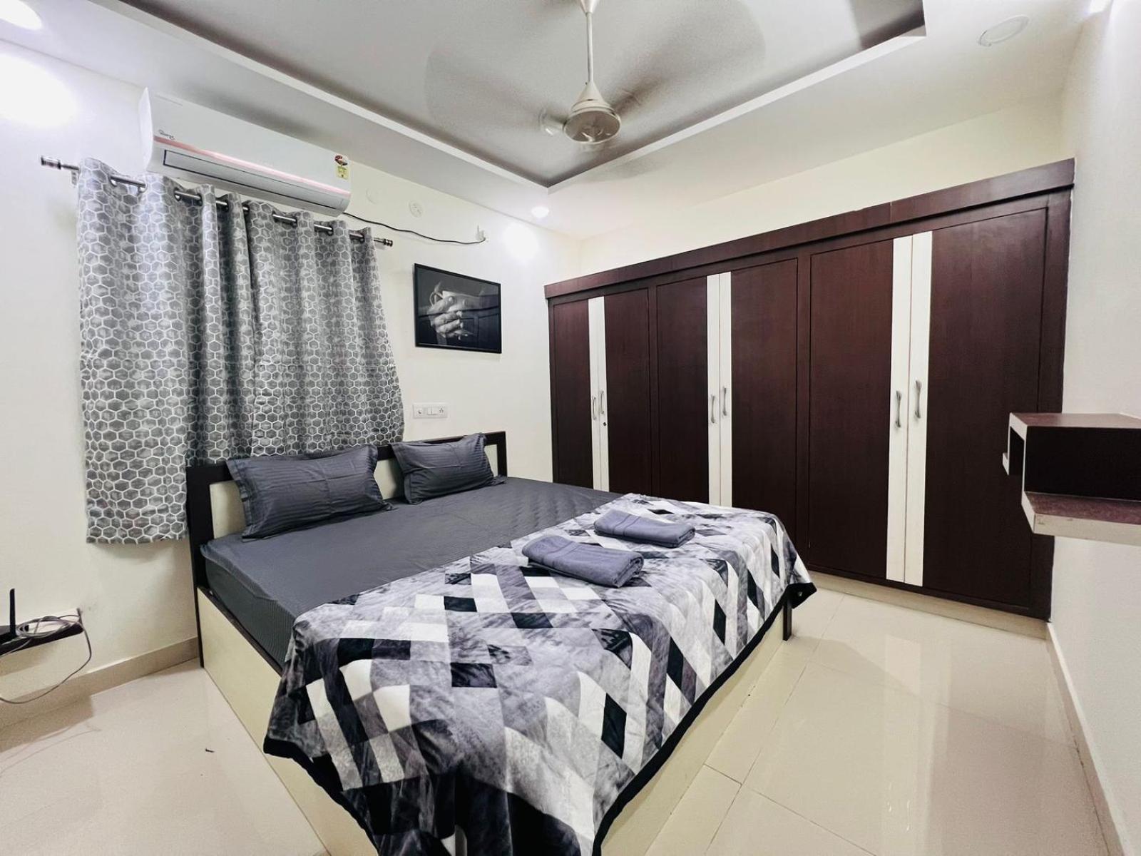 Apartment Abode Stayz Service