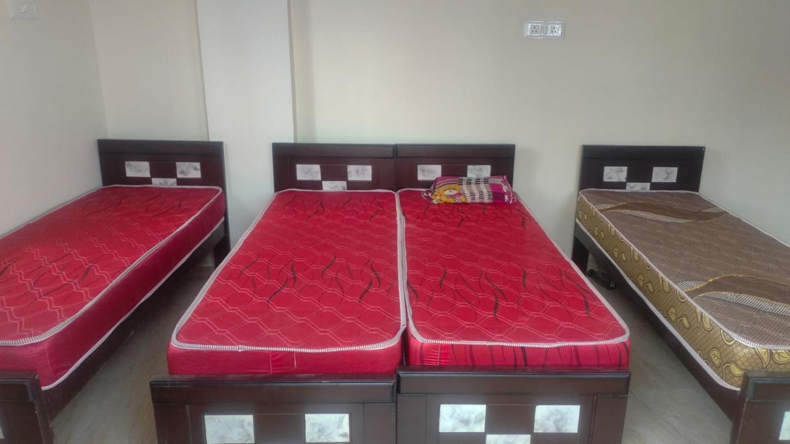 Sri Venkateshwara Pg For Men Hyderabad