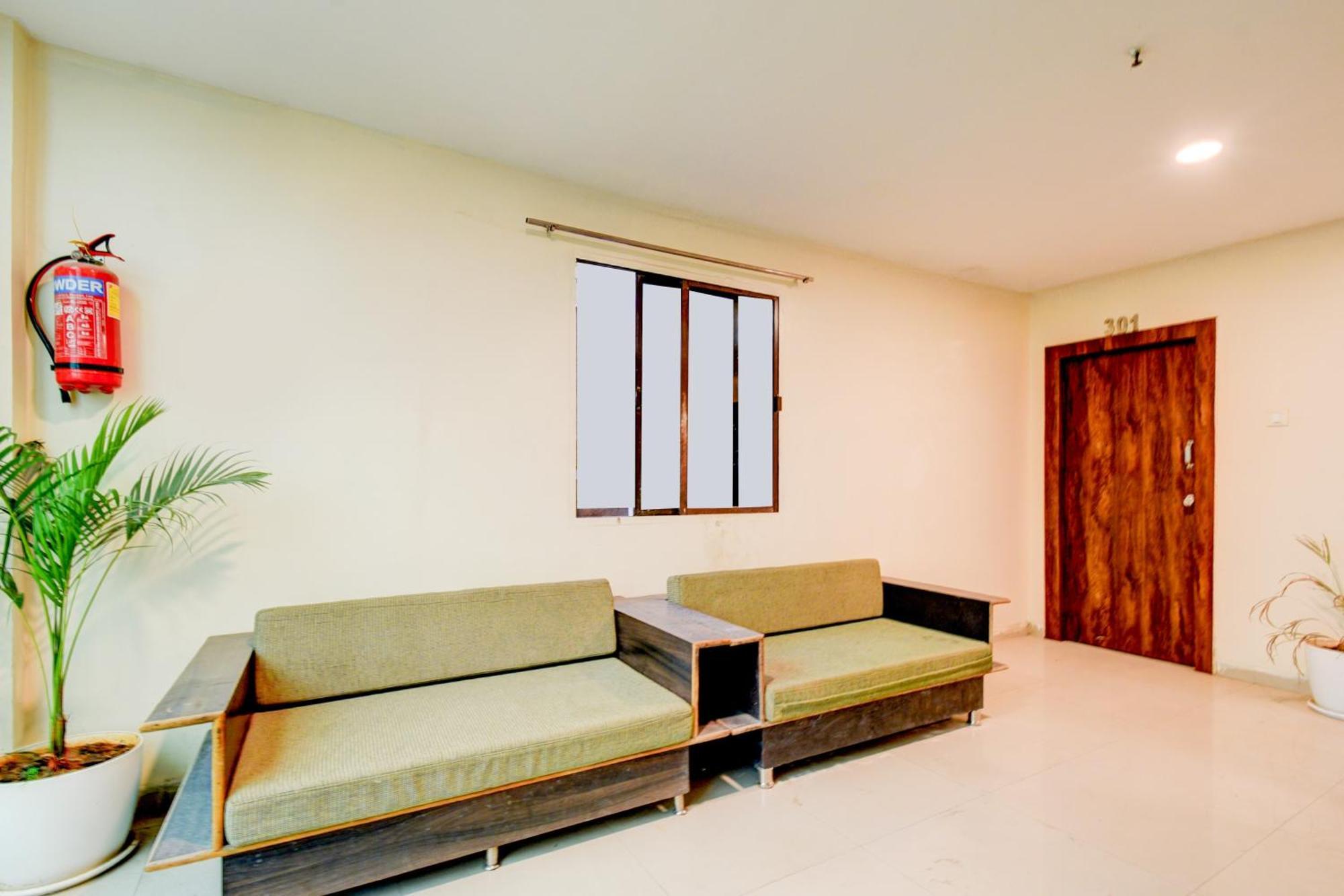 Hotel Super Collection O Isckon Temple Formerly Sri Varaahi *