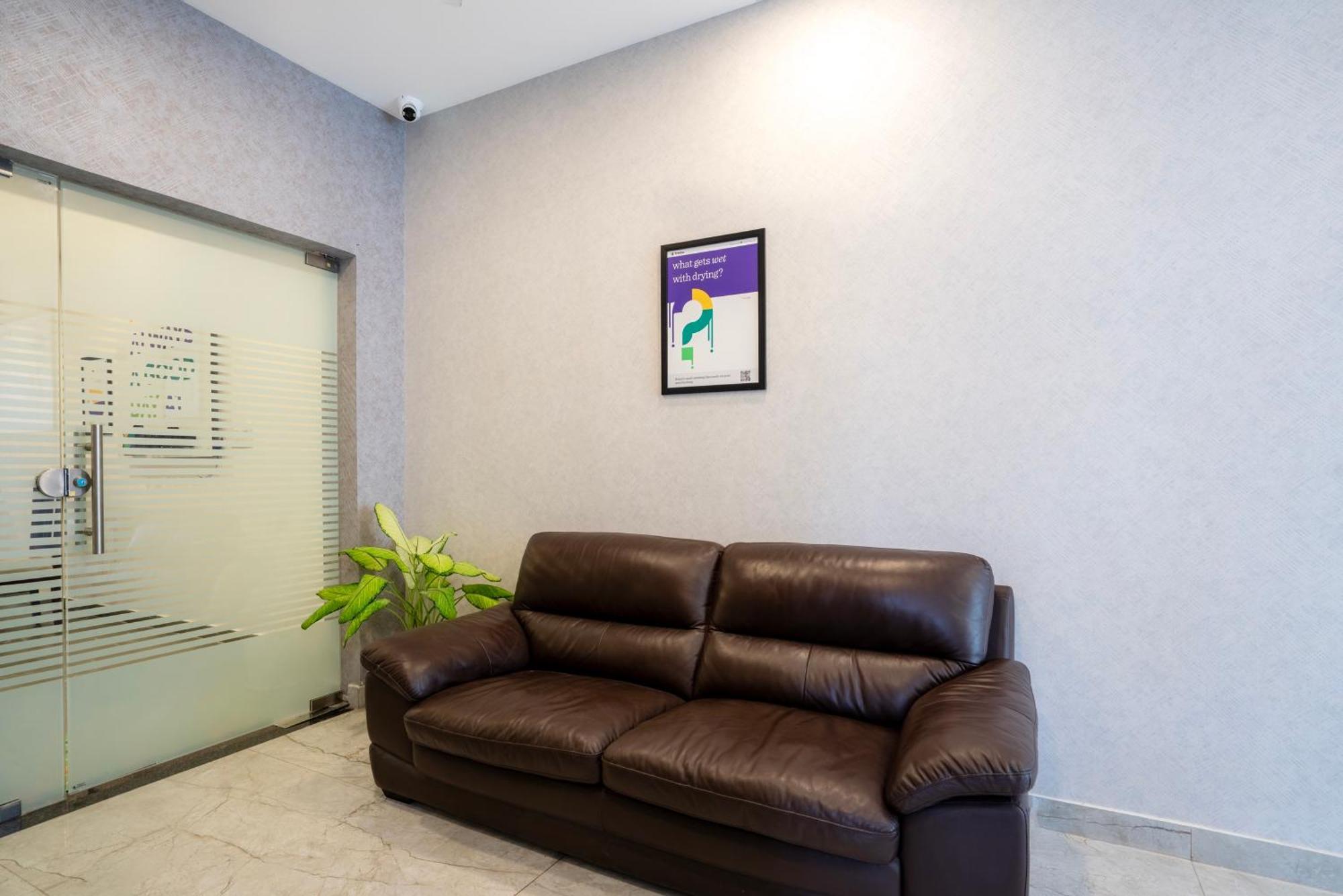 Hotel Treebo S3 Suites, Manikonda