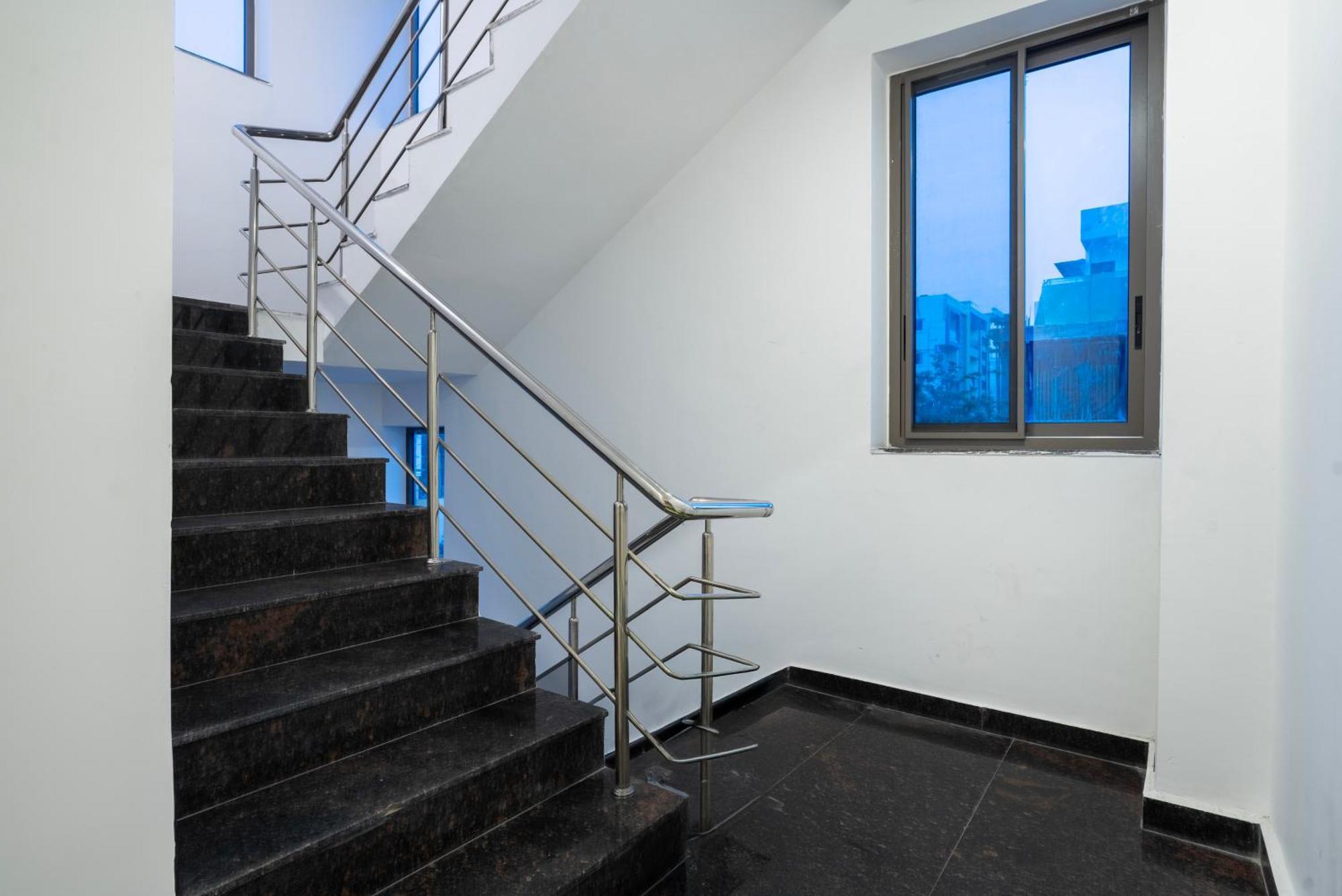 Treebo S3 Suites, Manikonda Hotel