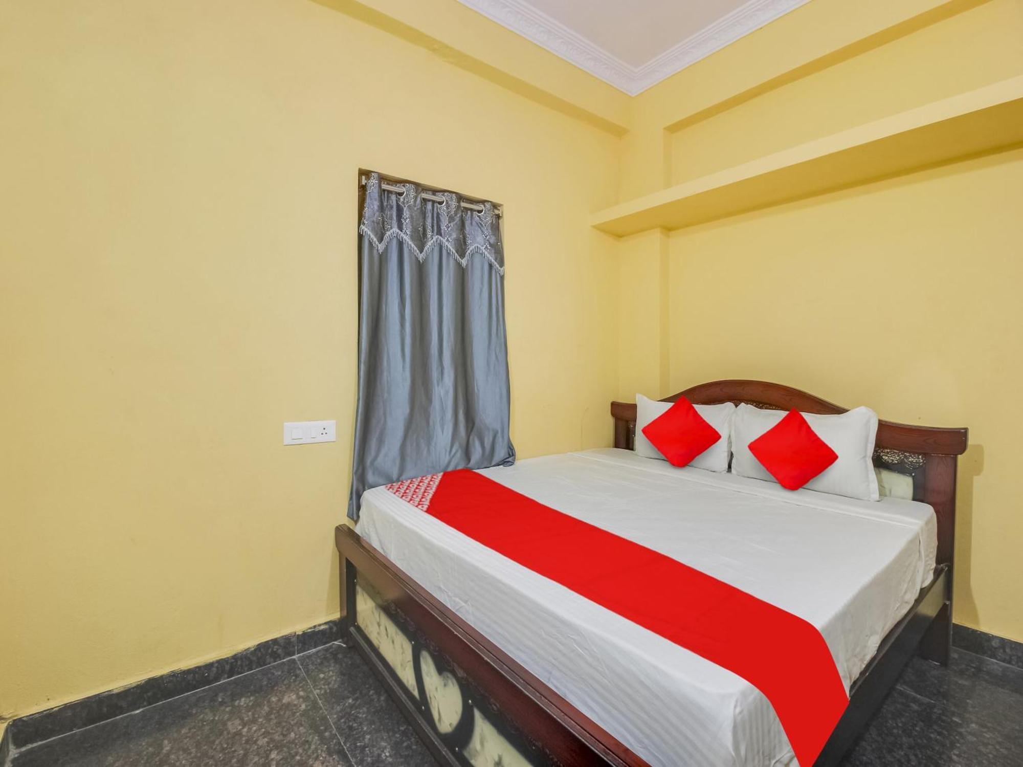 Hotel O Am Luxury Ac Room'S Hyderabad