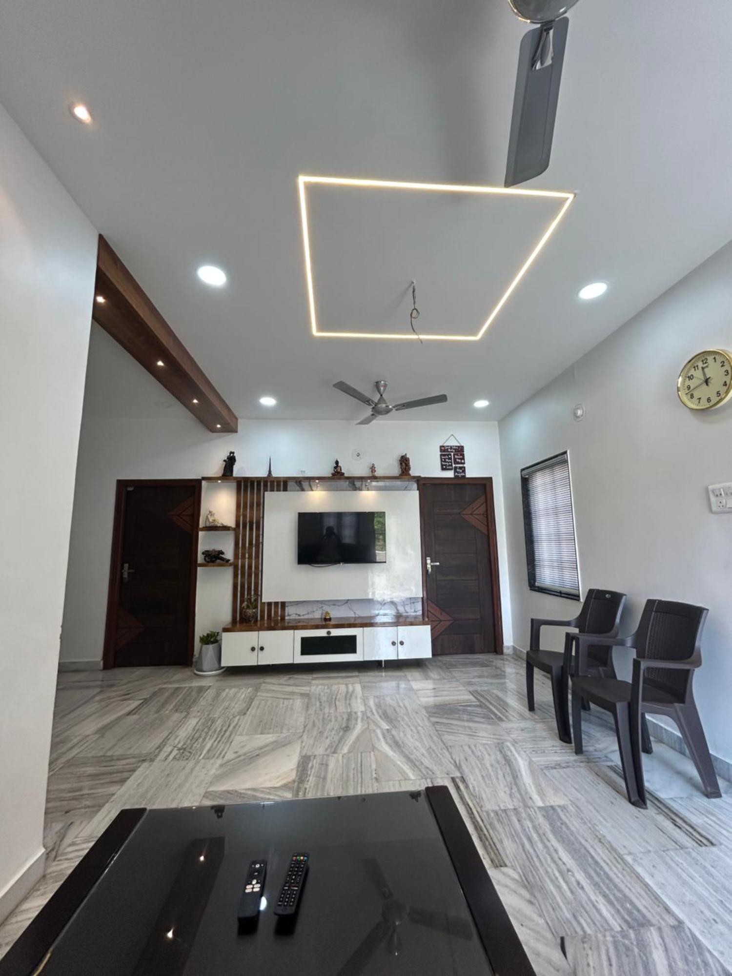 Guhan Homestay- 2bhk Serviced - Full Furnished & Full Kitchen, Wifi & Balcony Apartment Hyderabad