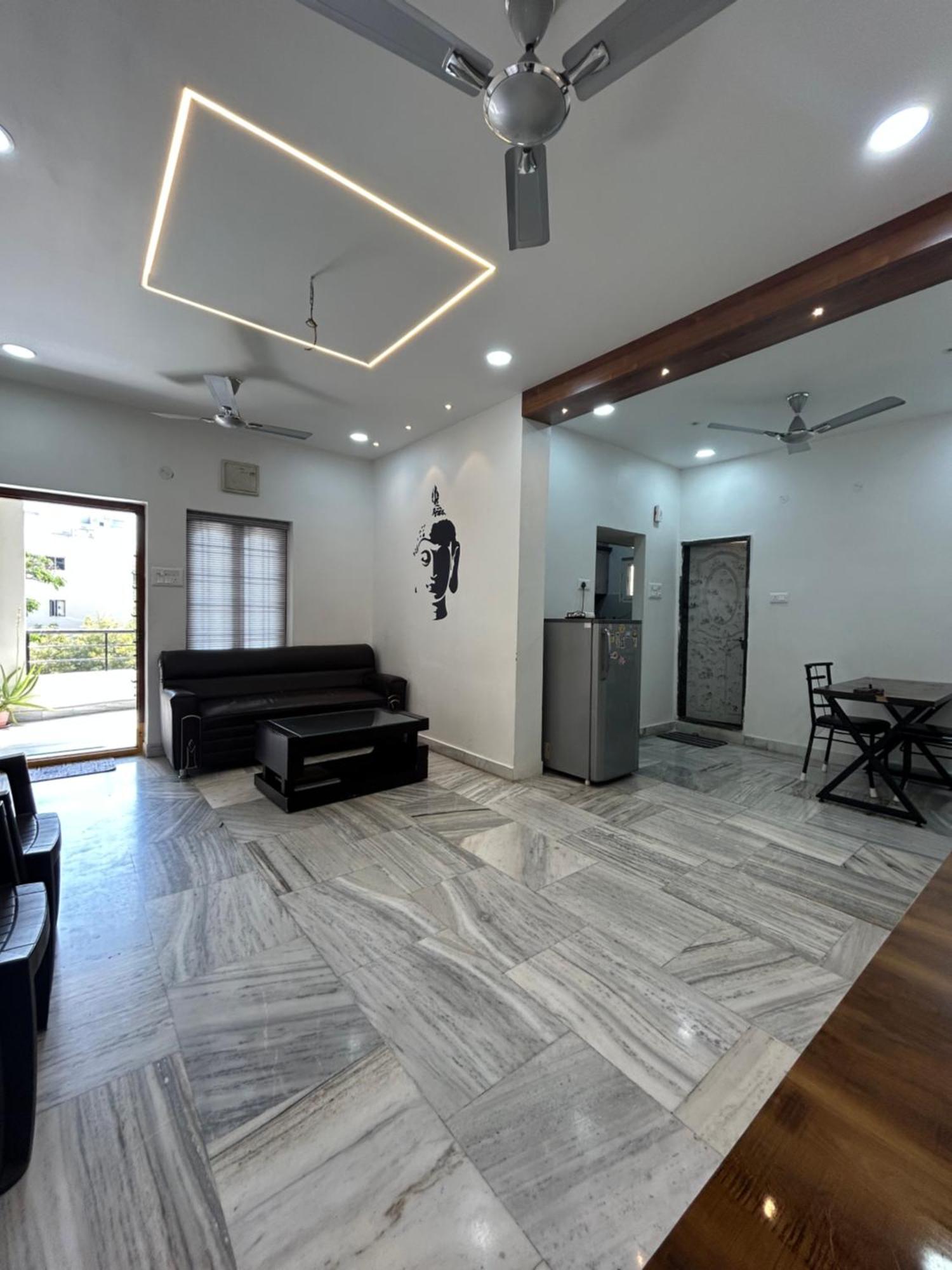 Apartment Guhan Homestay- 2bhk Serviced - Full Furnished & Full Kitchen, Wifi & Balcony Hyderabad