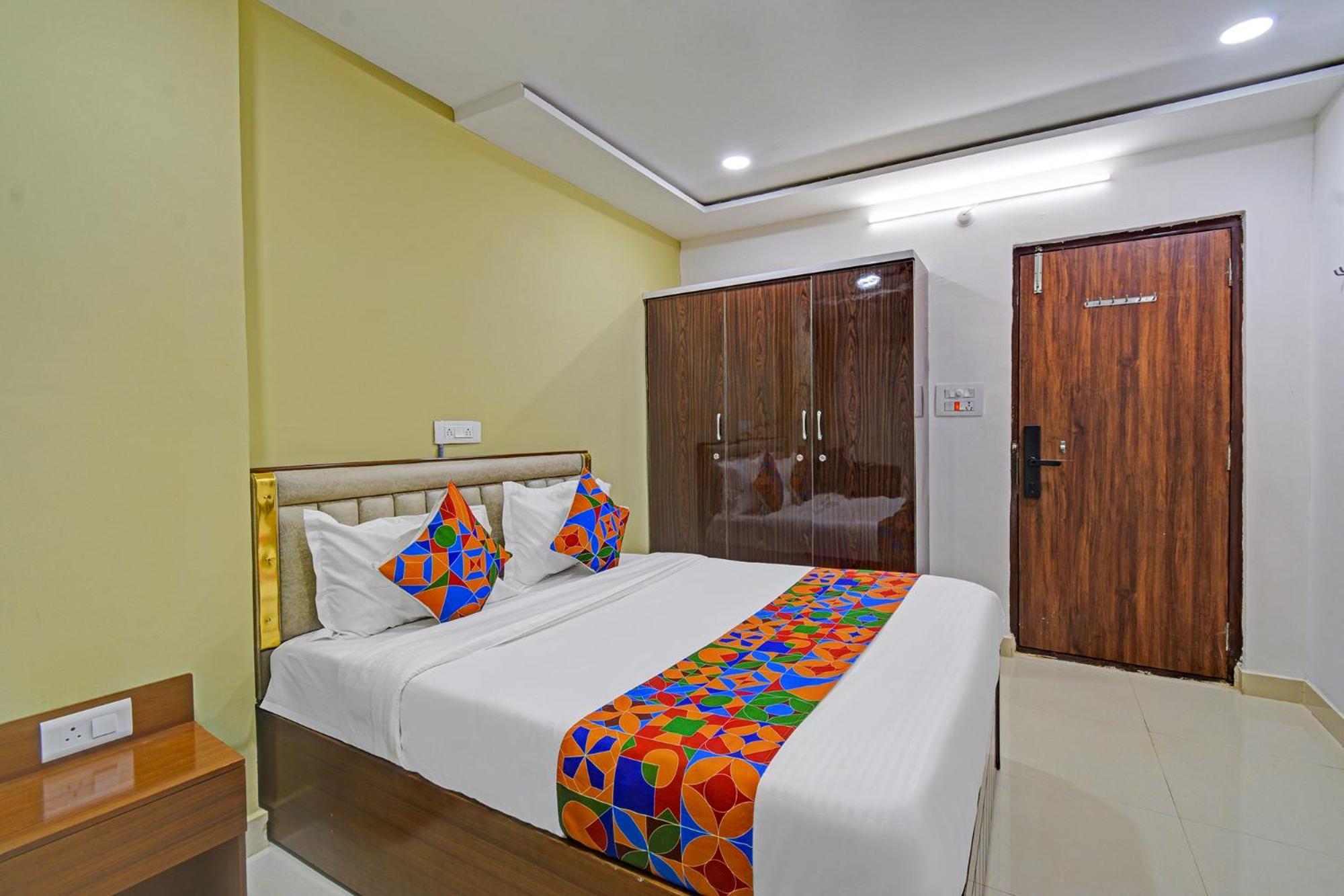 Fabhotel Dolce Grand- Nr Yashoda Hospitals Hitech *