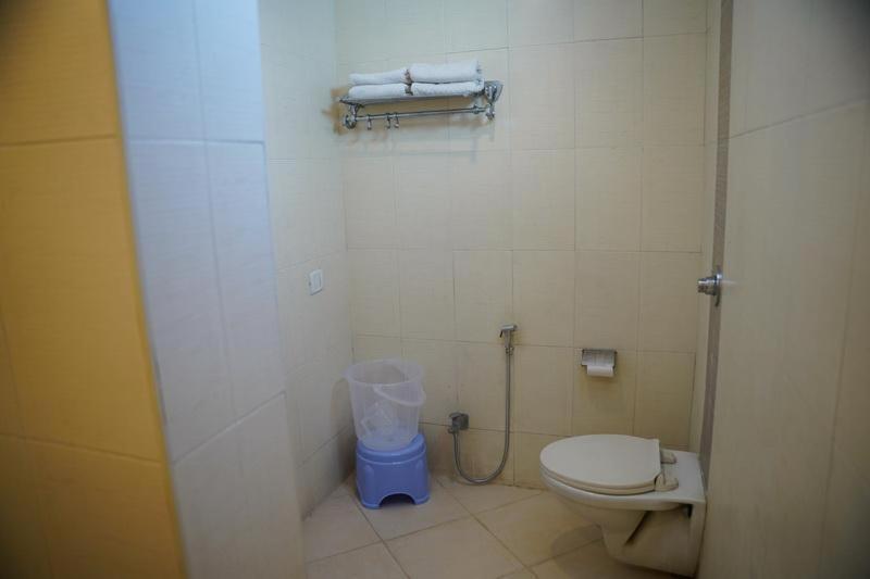 Grand Plaza Hotel - Free Breakfast Nampally - Hyderabad Railway Station - Deccan Railway Station - Lakdikapul Hotel Hyderabad