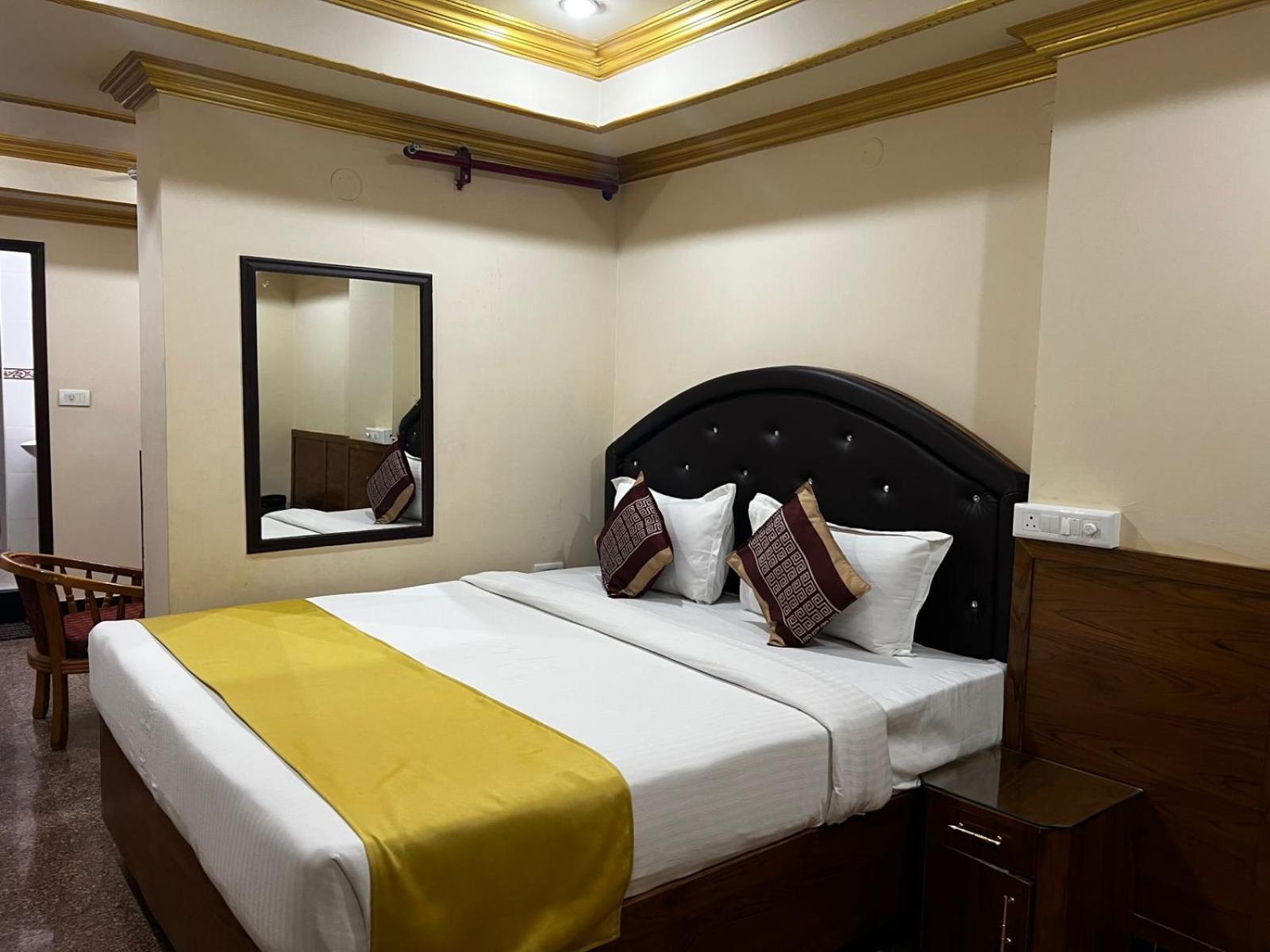 I K London Residency Hotel