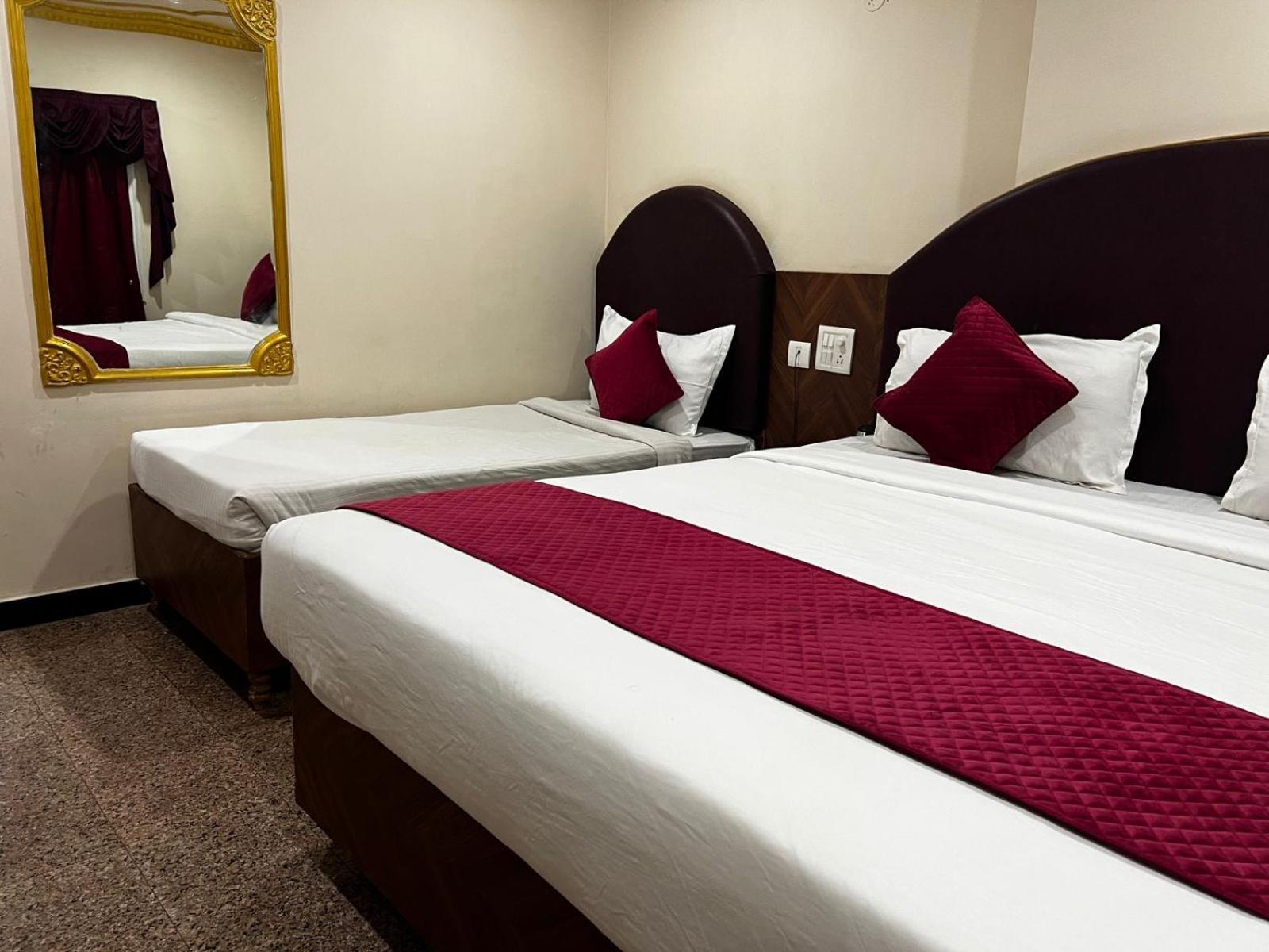 I K London Residency Hotel 3*