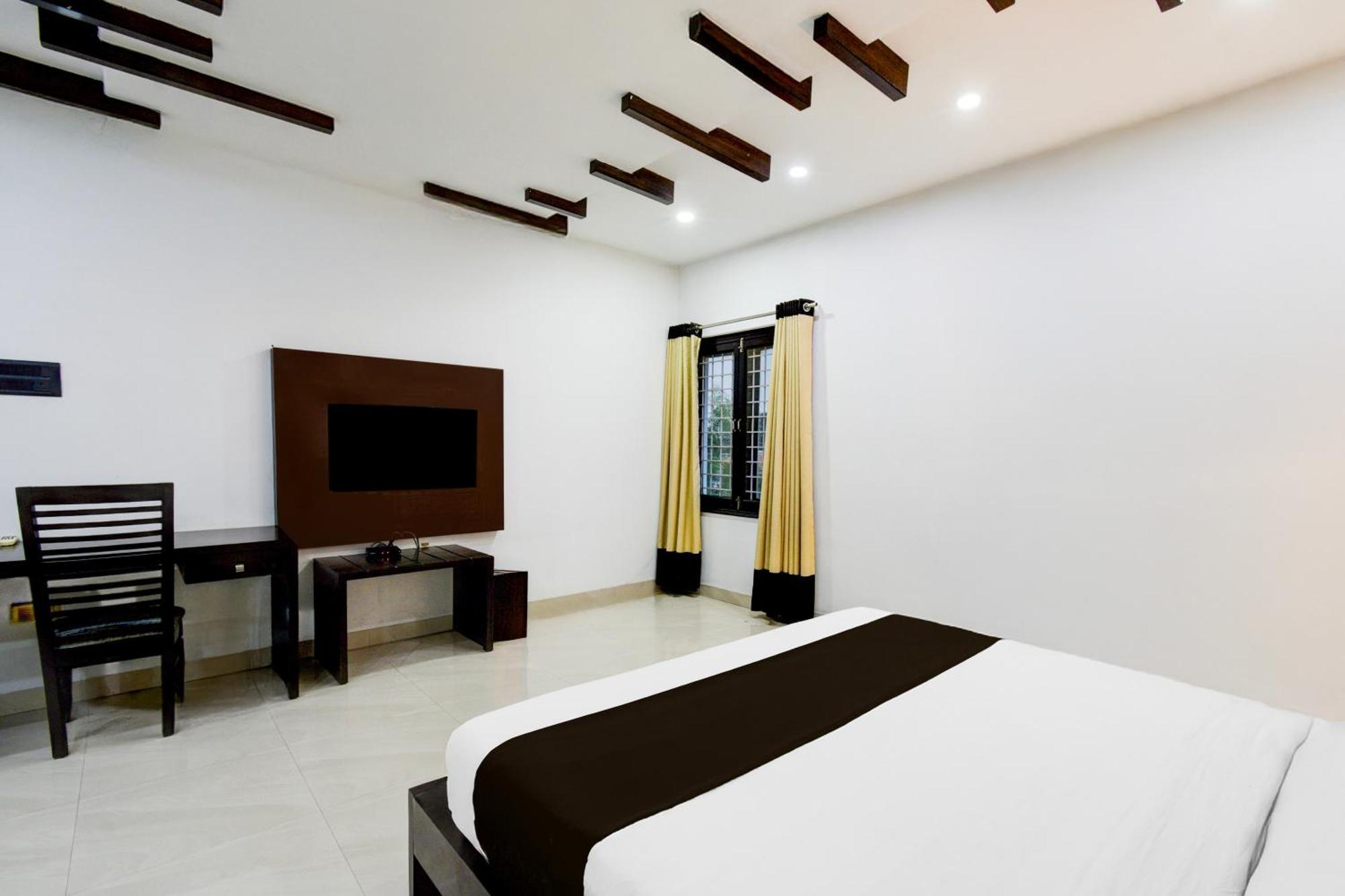 Hotel O Seven Hills Hyderabad