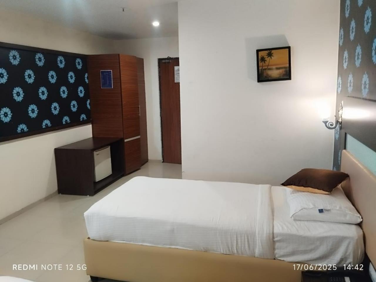 Sitara Grand L.b. Nagar Hyderabad