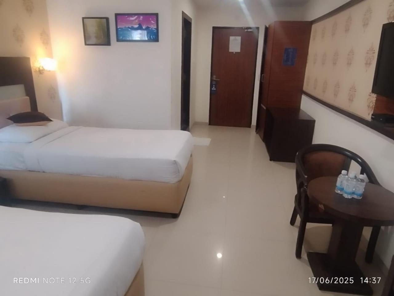 Sitara Grand L.b. Nagar 2* Hyderabad