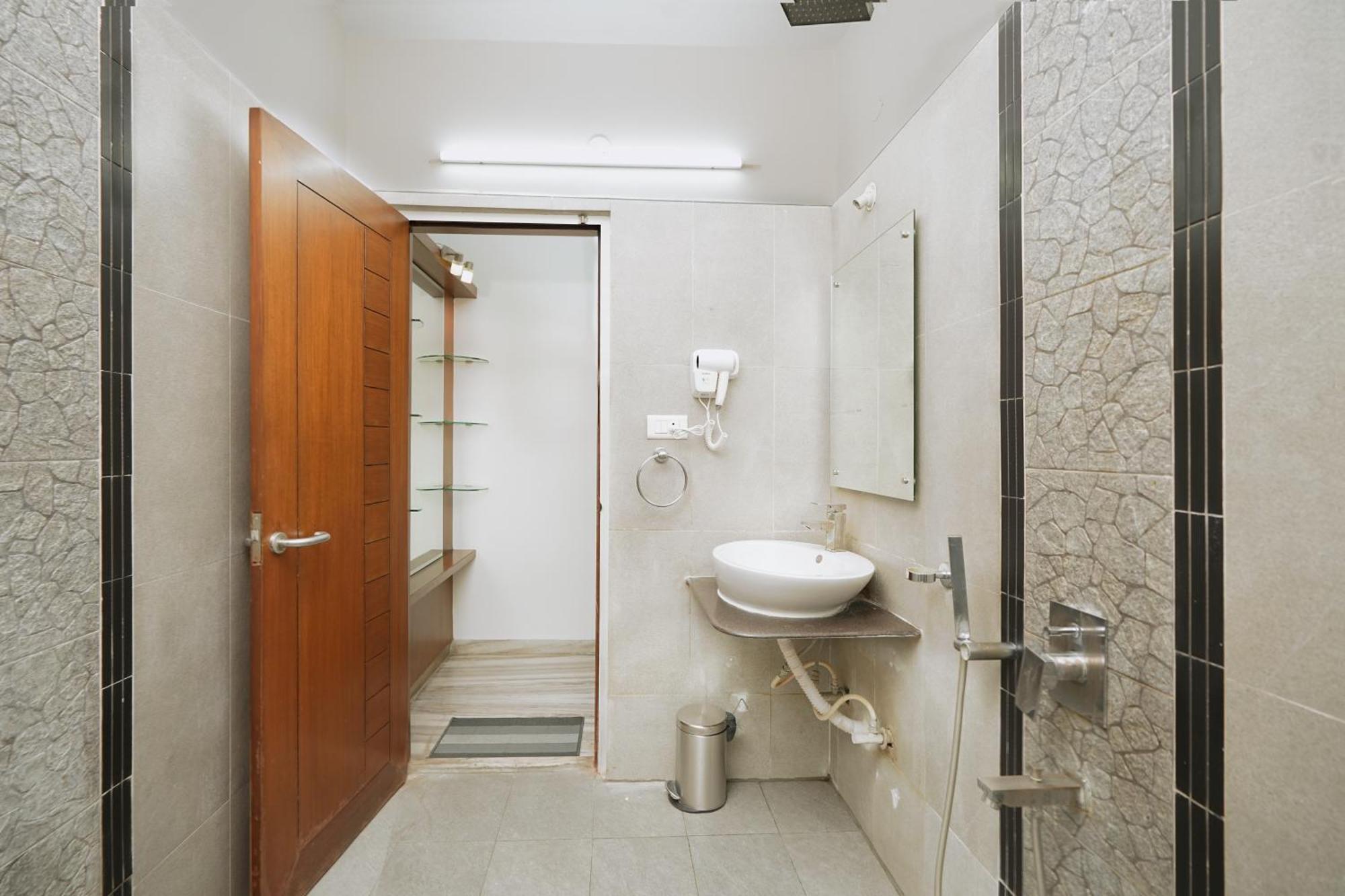 Stayzin Service Apartment
