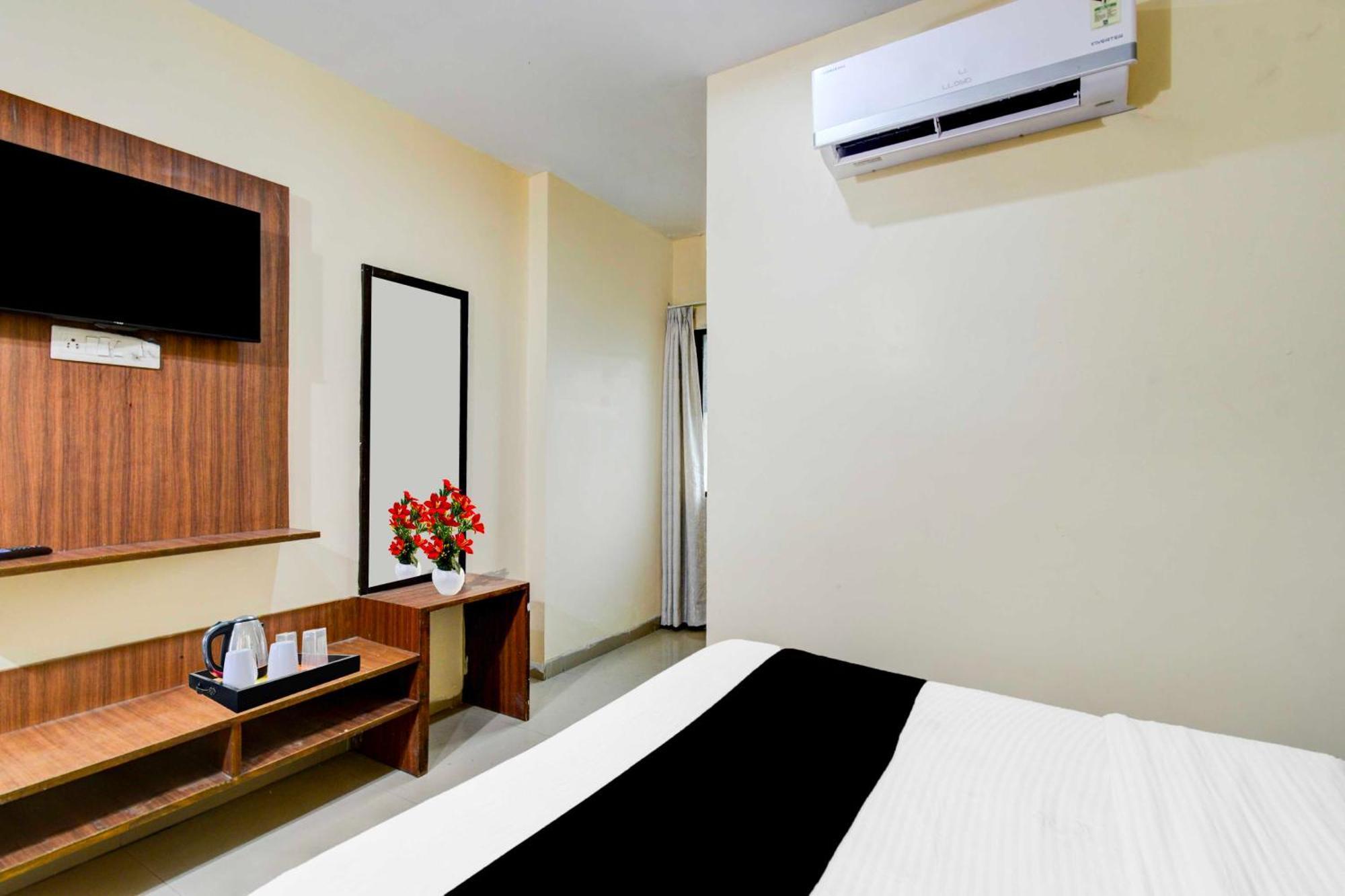 O Isckon Temple Hotel 3*