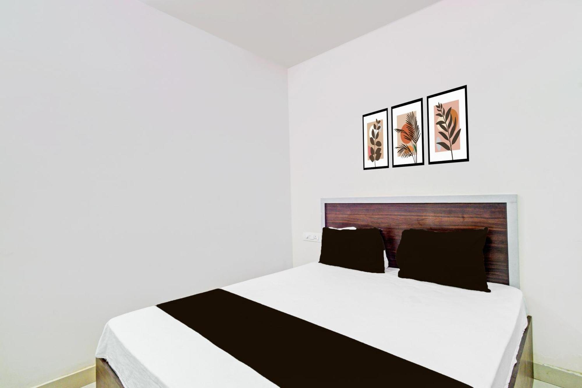 Hotel Hotel O Mayur Inn