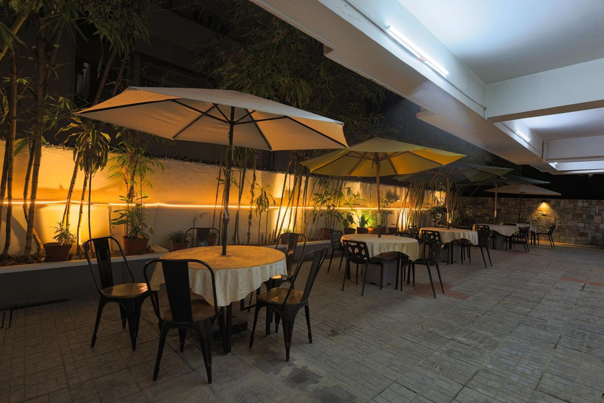Hotel Athome & Serviced Apartments By Deccan Serai Hotels Hotel