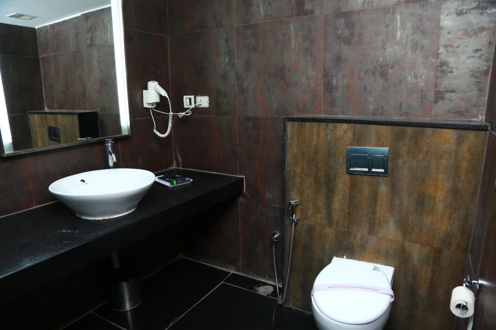 Hotel Travel Trip- Svm Grand- Beside Aig Hospital- Banjara Hills- 10 Percent Off On Restaurant Food Order- 20 Percentage Off On