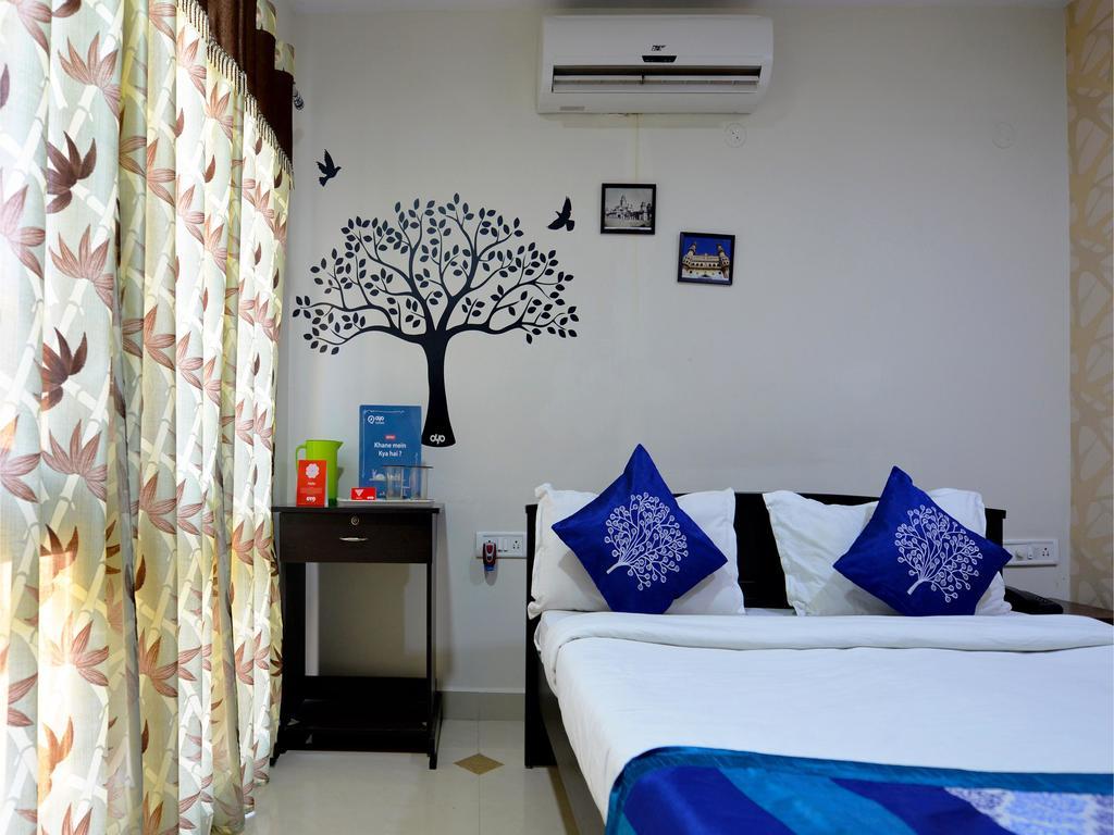 Oyo Banjara Hills Mla Colony Hotel 3*