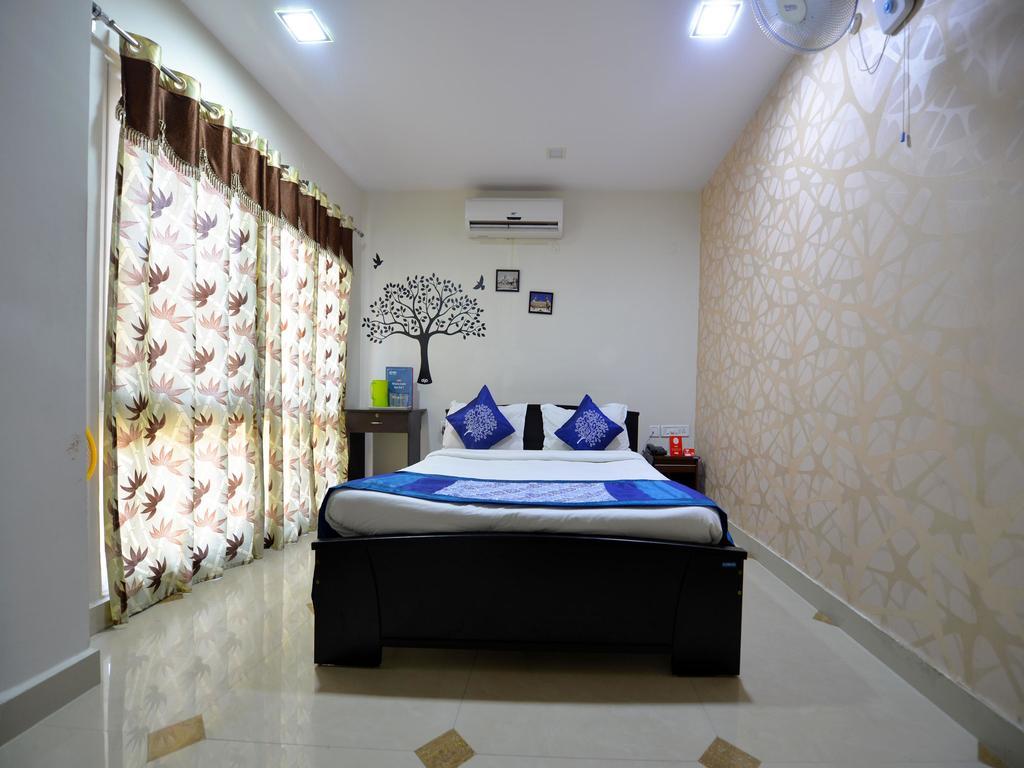 Hotel Oyo Banjara Hills Mla Colony Hyderabad