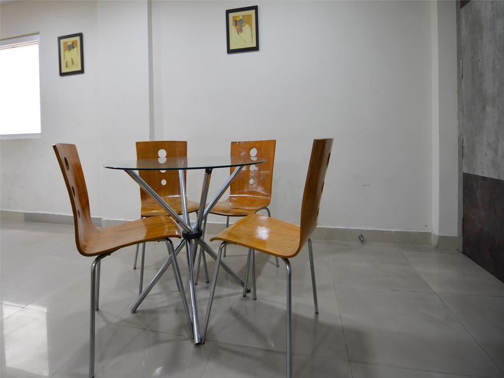 Oyo Banjara Hills Mla Colony Hotel 3*