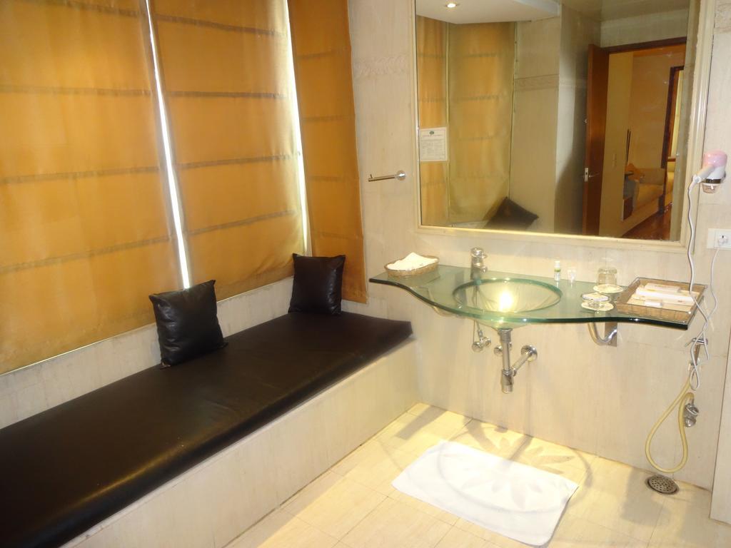 Ohris Banjara Hotel 4*