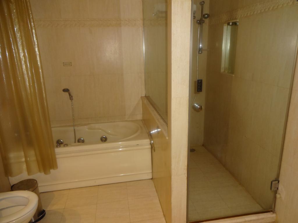 Hotel Ohris Banjara Hyderabad