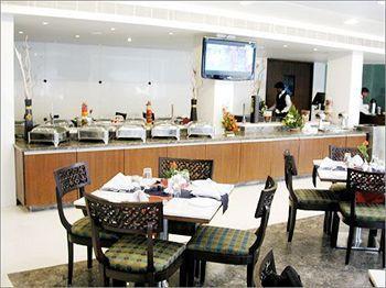 Hotel Amogh Urvasi 3*