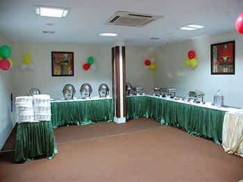 Hotel Tanisha 3*
