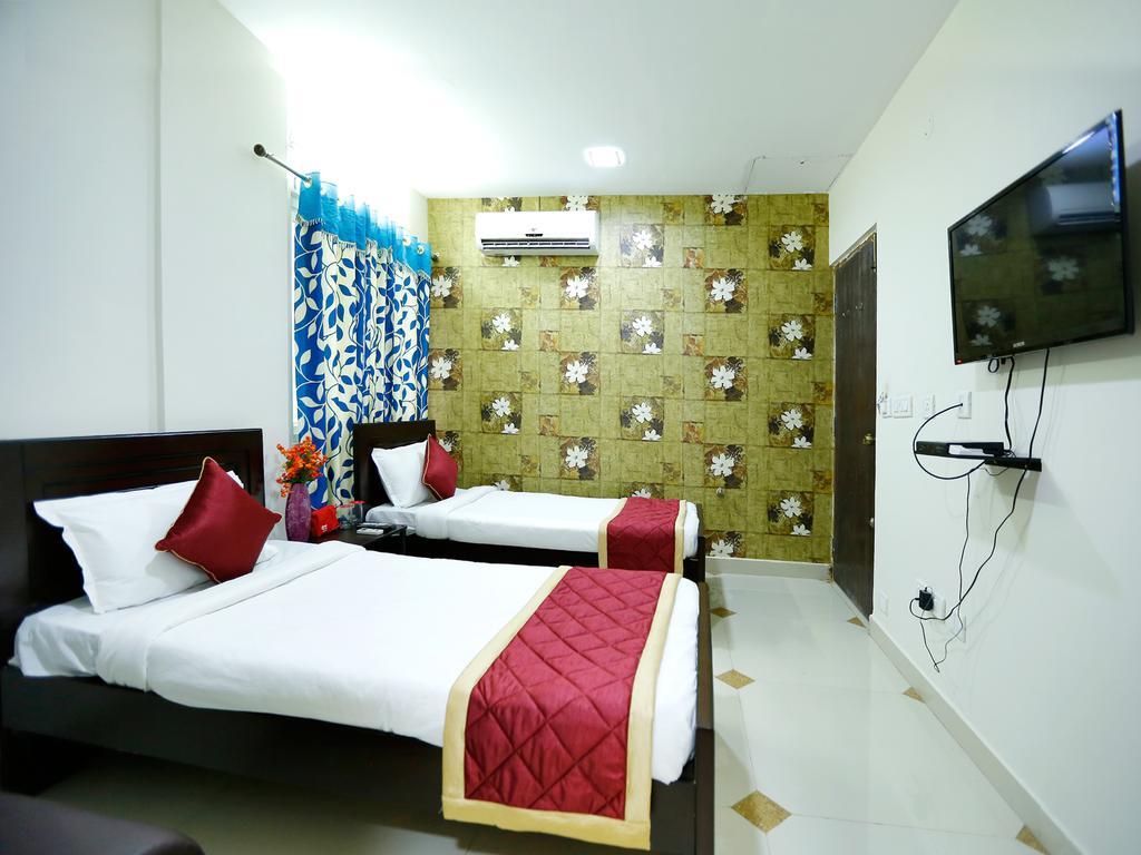 Oyo Banjara Hills Mla Colony