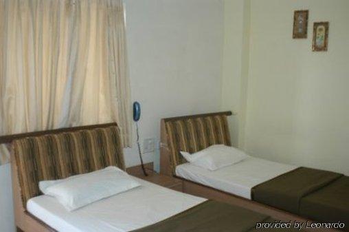 Super Collection O Begumpet Formerly Alpine Glow Sunrise Apartment